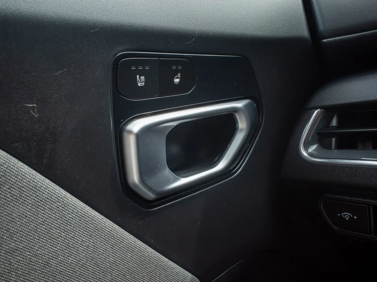 Kia K4 снимка Kia K4