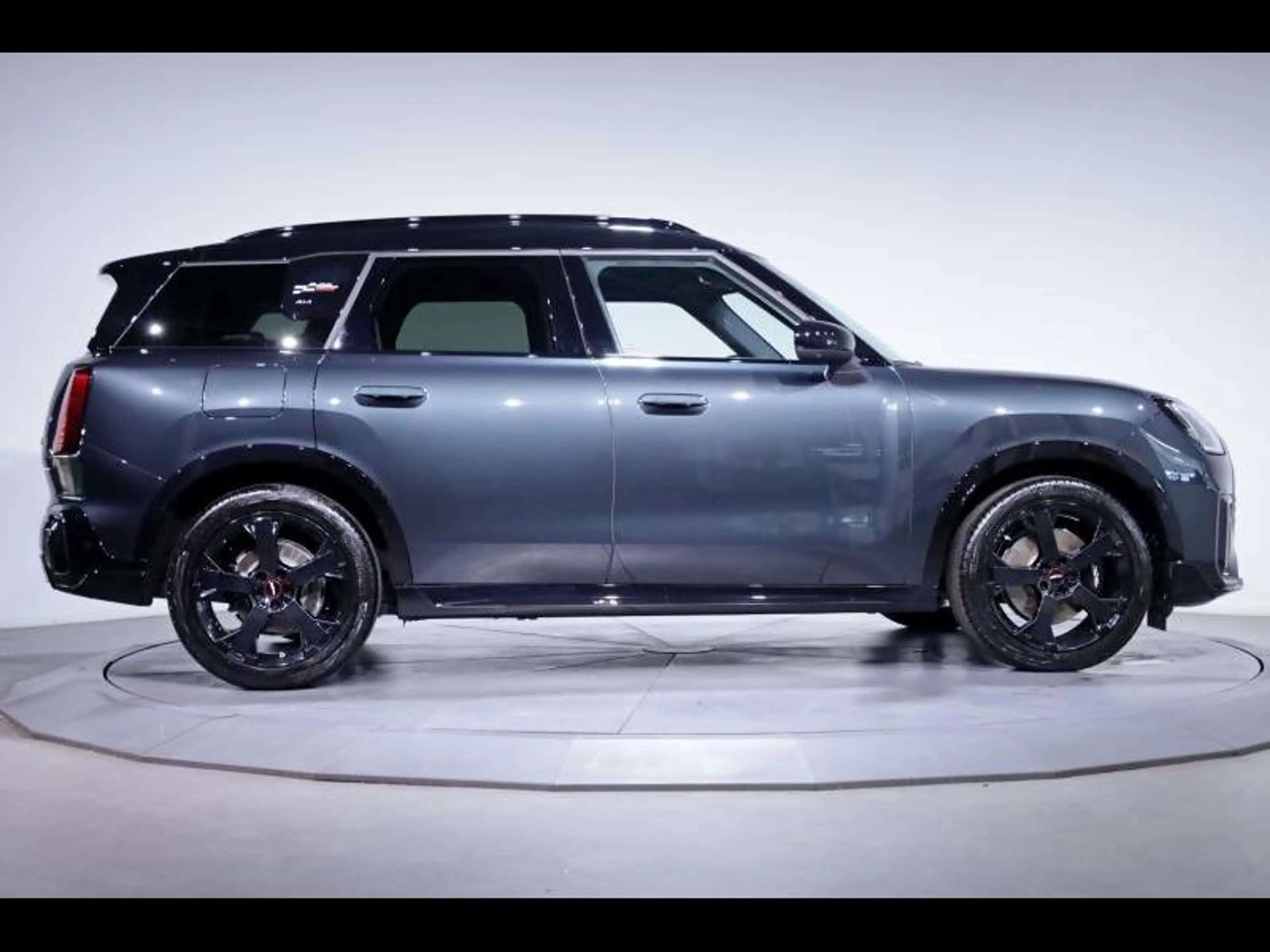 MINI Countryman S All4 — photo 3