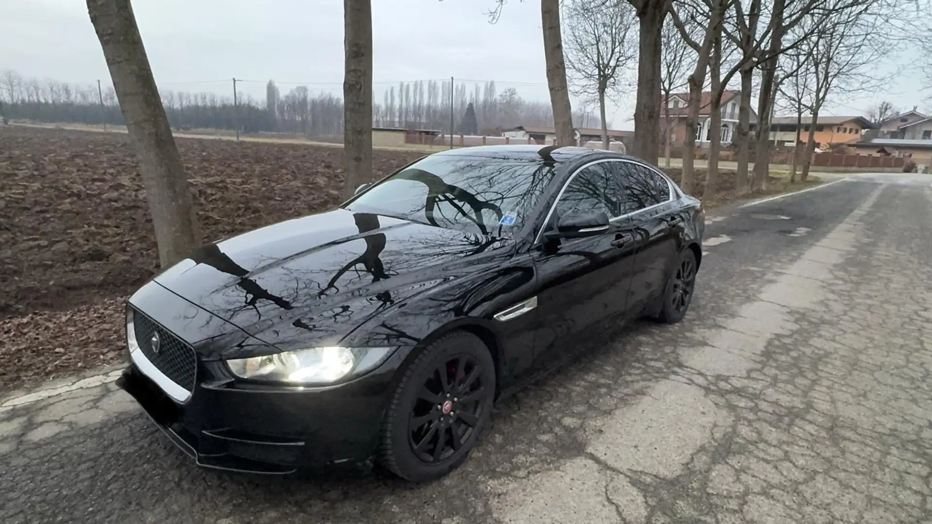 Jaguar XE 2.0d i4 Prestige 180cv auto my19 Nero - 1