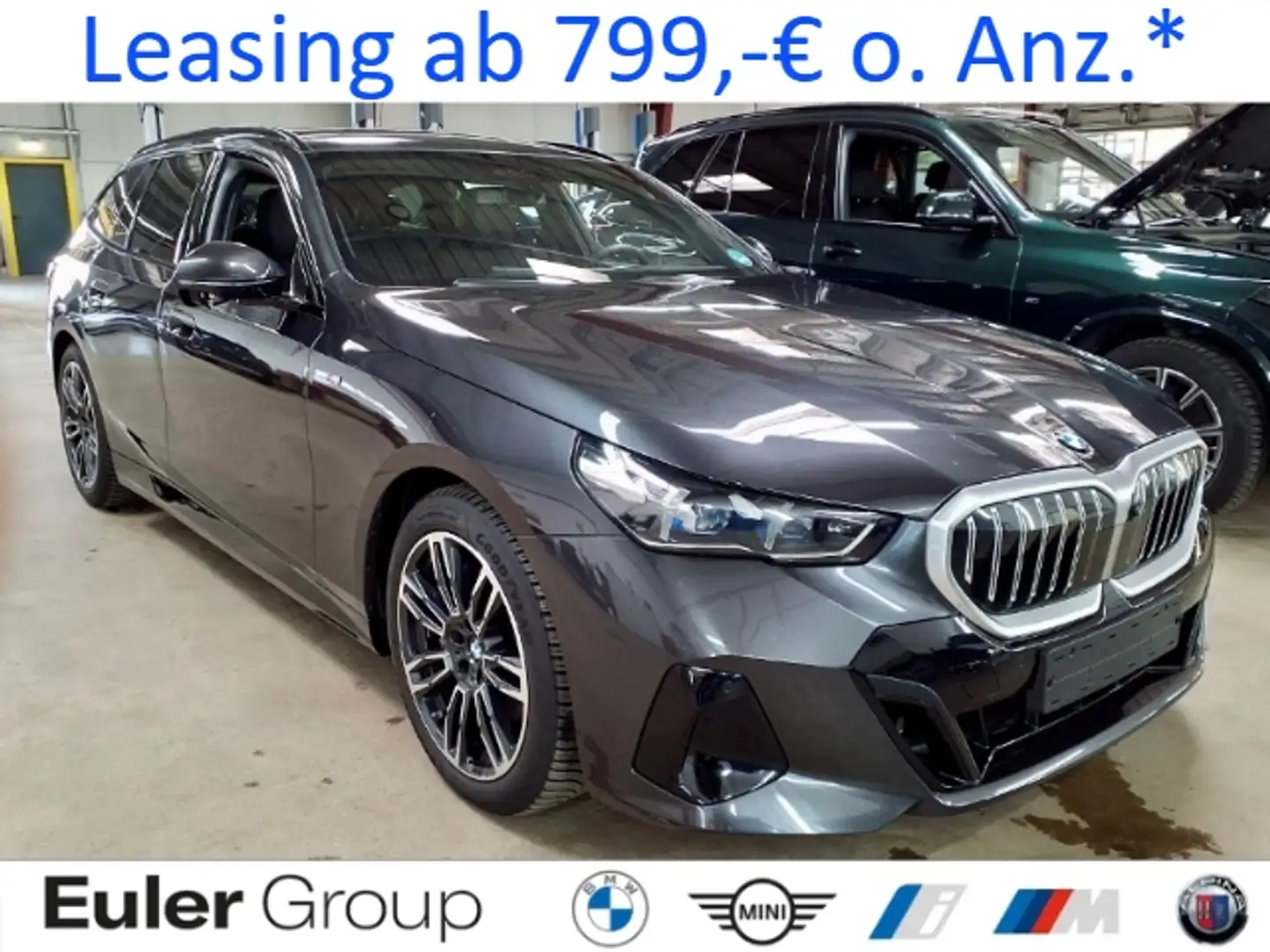 BMW 540 d xDr. Tour. M Sport AHK Pano B&W StandHz Travel+C Grau - 1