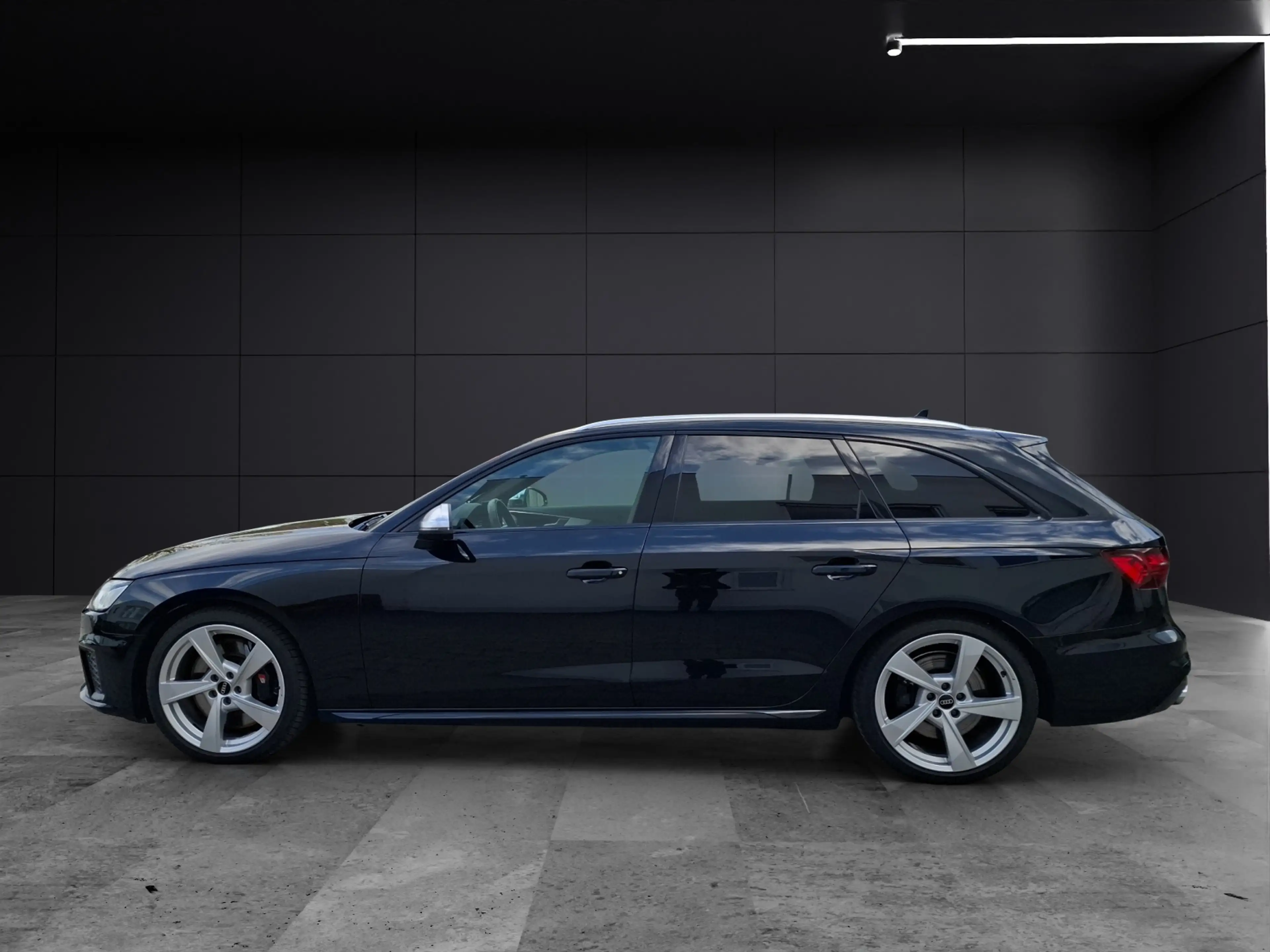 Audi S4 Avant TDI quattro Matrix AHK Navi AVC Pano B&O ... — photo 2