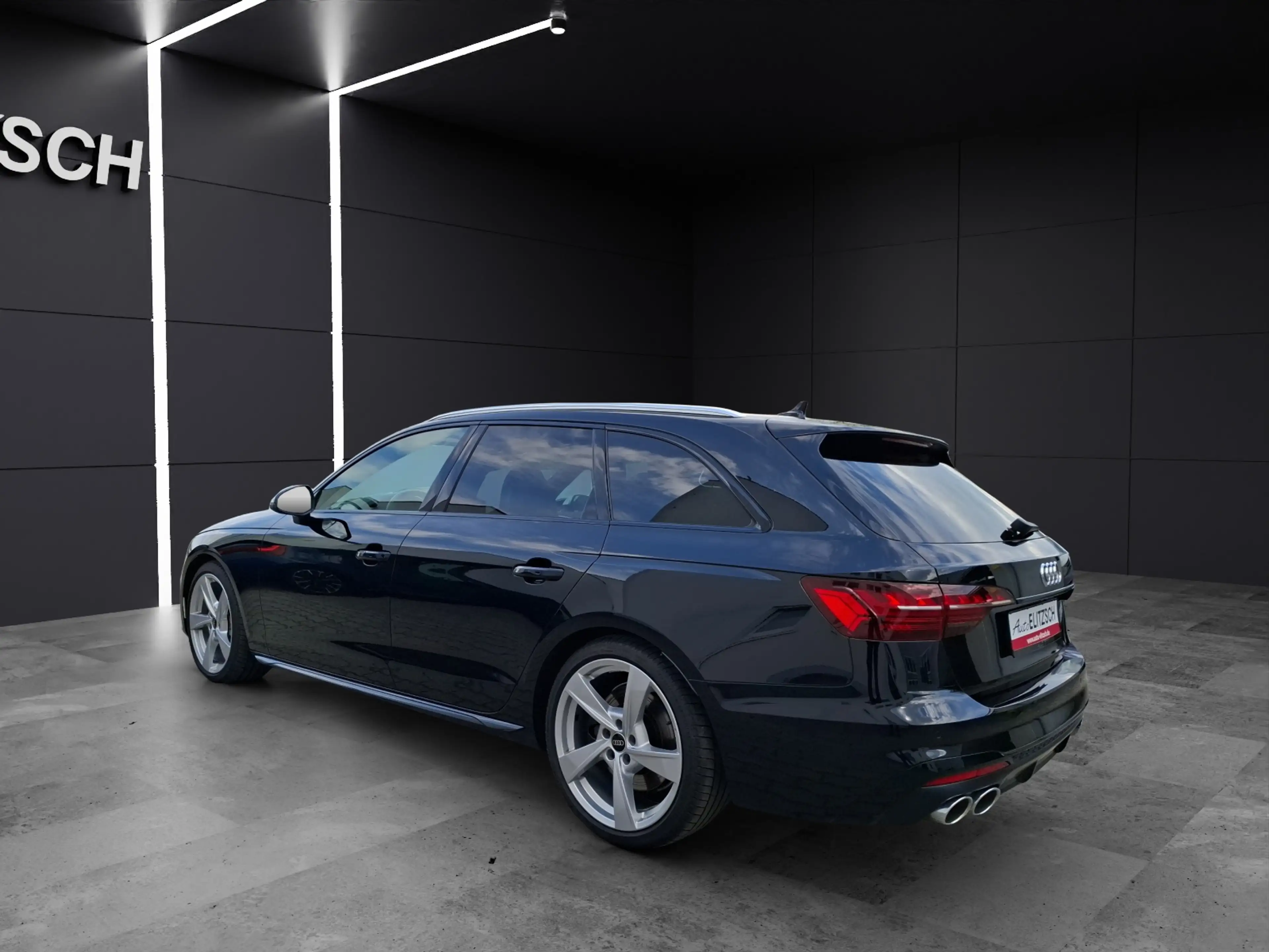 Audi S4 Avant TDI quattro Matrix AHK Navi AVC Pano B&O ... — photo 3