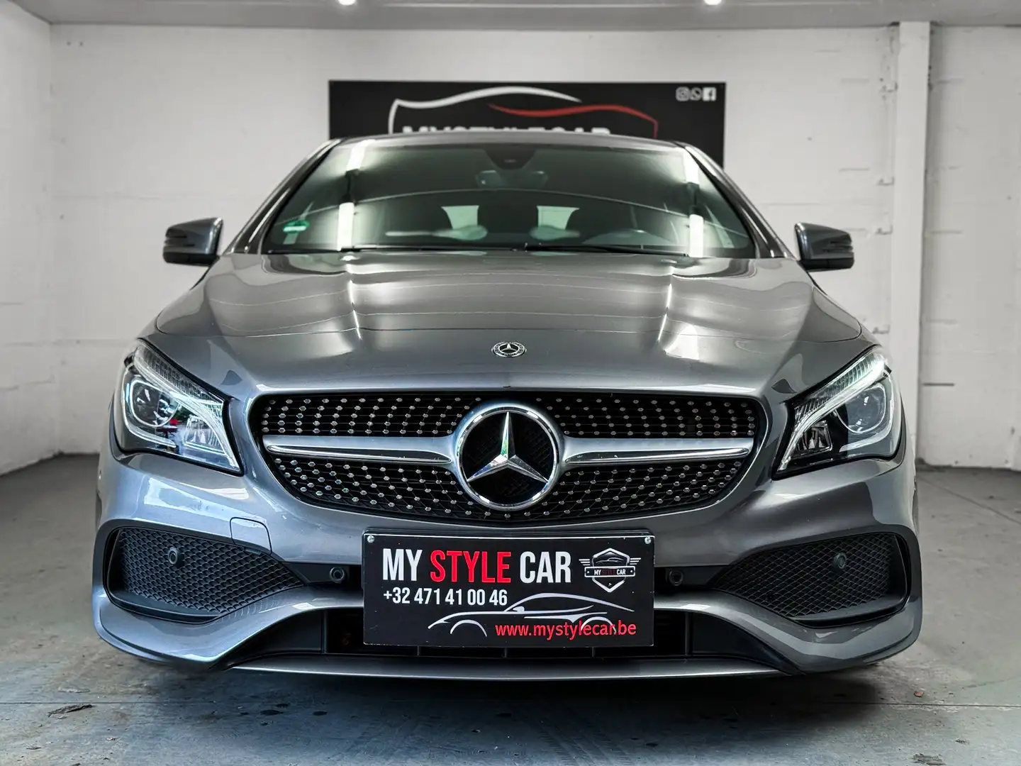 Mercedes-Benz CLA 180 d Break Pack AMG, Cuir, Led, Garantie 1 an Gris - 2