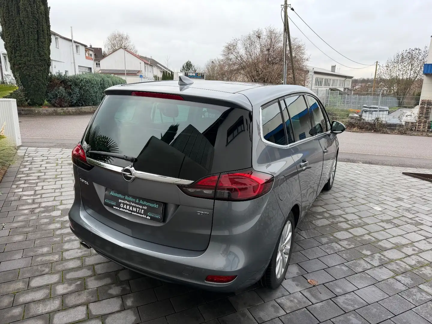 Opel Zafira C Innovation 2.0 CDTI/ Automatik Grau - 2