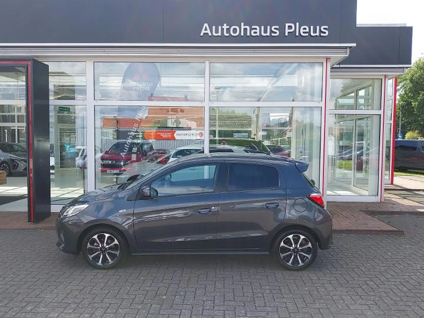 Mitsubishi Space Star Select+ 1.2 MIVEC ClearTec CVT Gris - 1