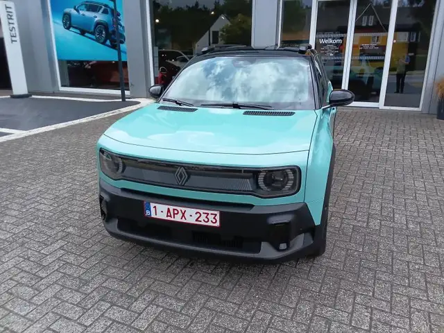 Renault R 4 E-Tech electric Iconic