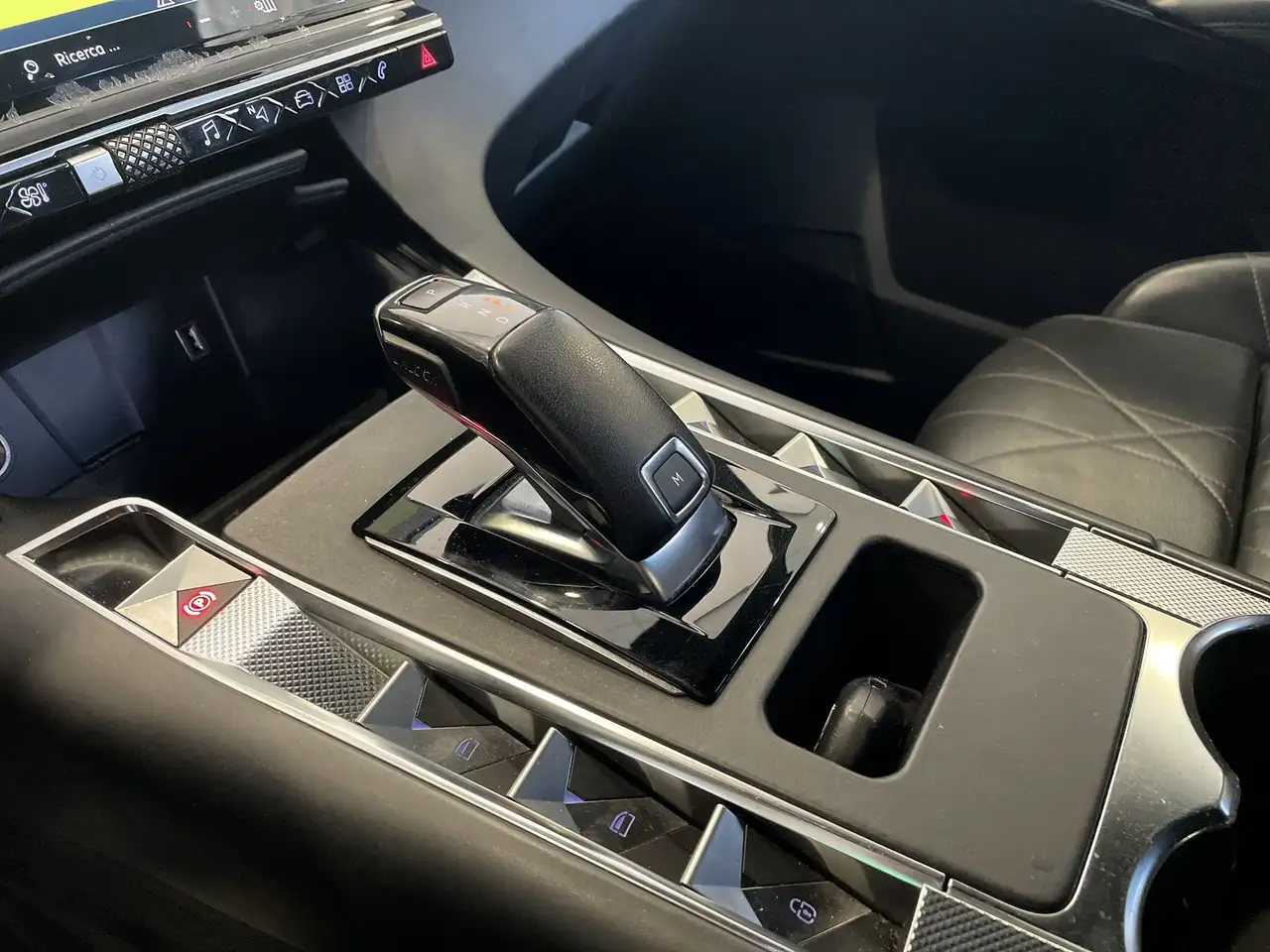 DS Automobiles DS 7 Crossback 2021 — фото 13