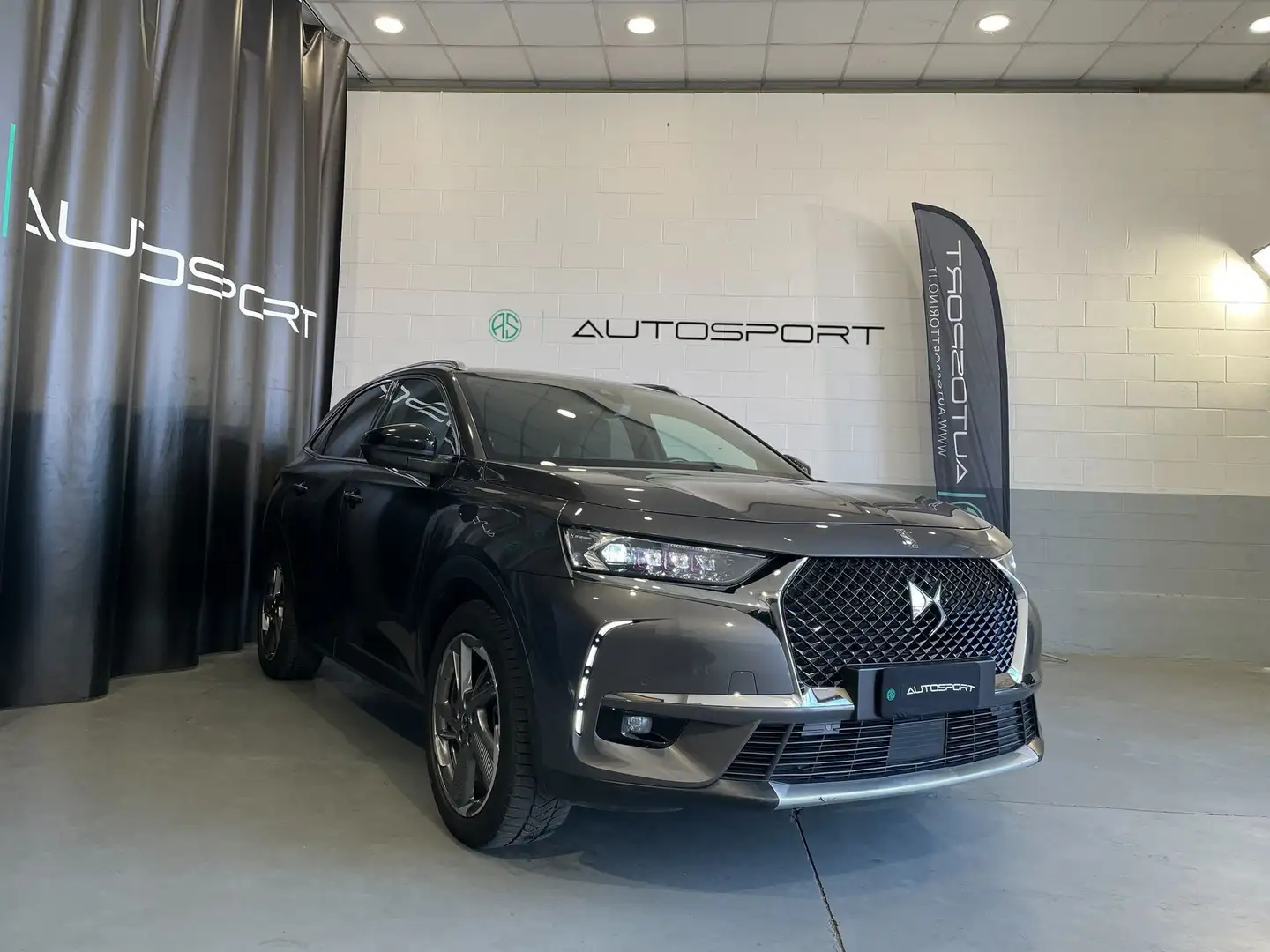 DS Automobiles DS 7 Crossback CrossBack BlueHDi 130 aut. Grand Chic Gris - 1