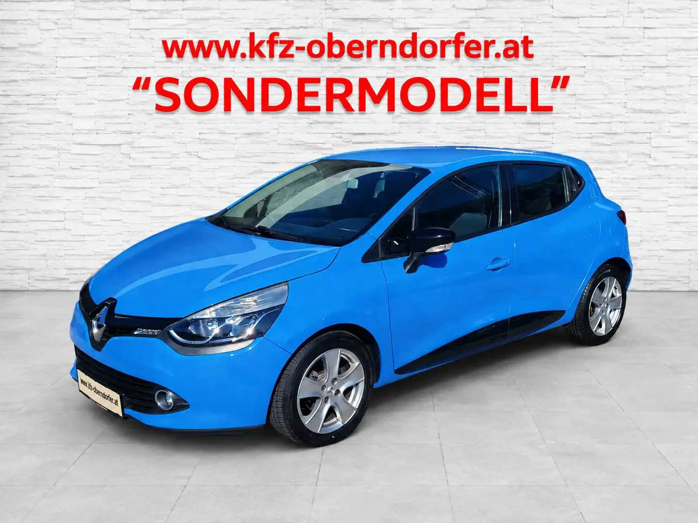Renault Clio Luxe Blau - 1