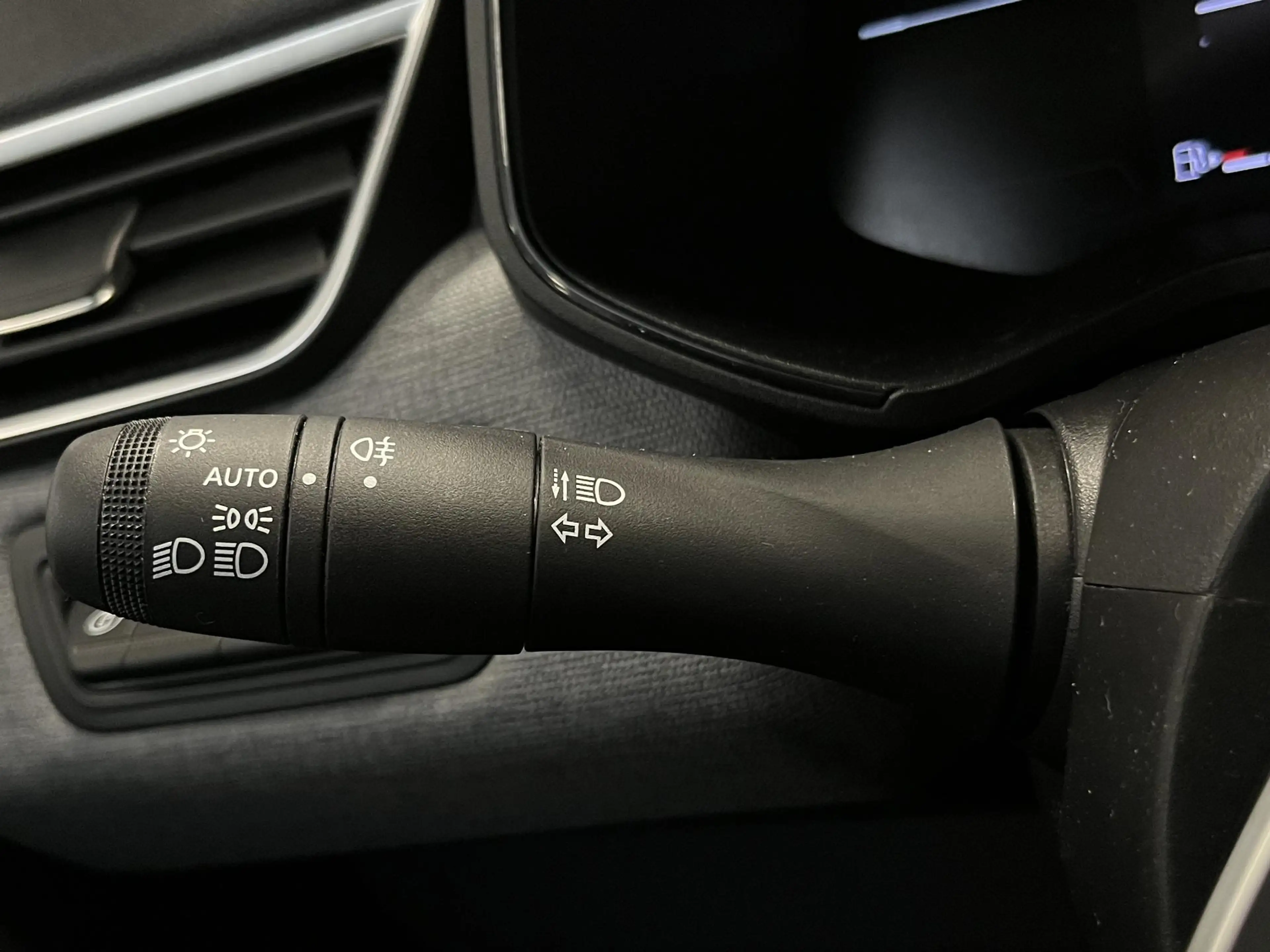 Renault Clio 1.0 TCe 90 GPF evolution | All-SEASONS | CARPLAY | — photo 33
