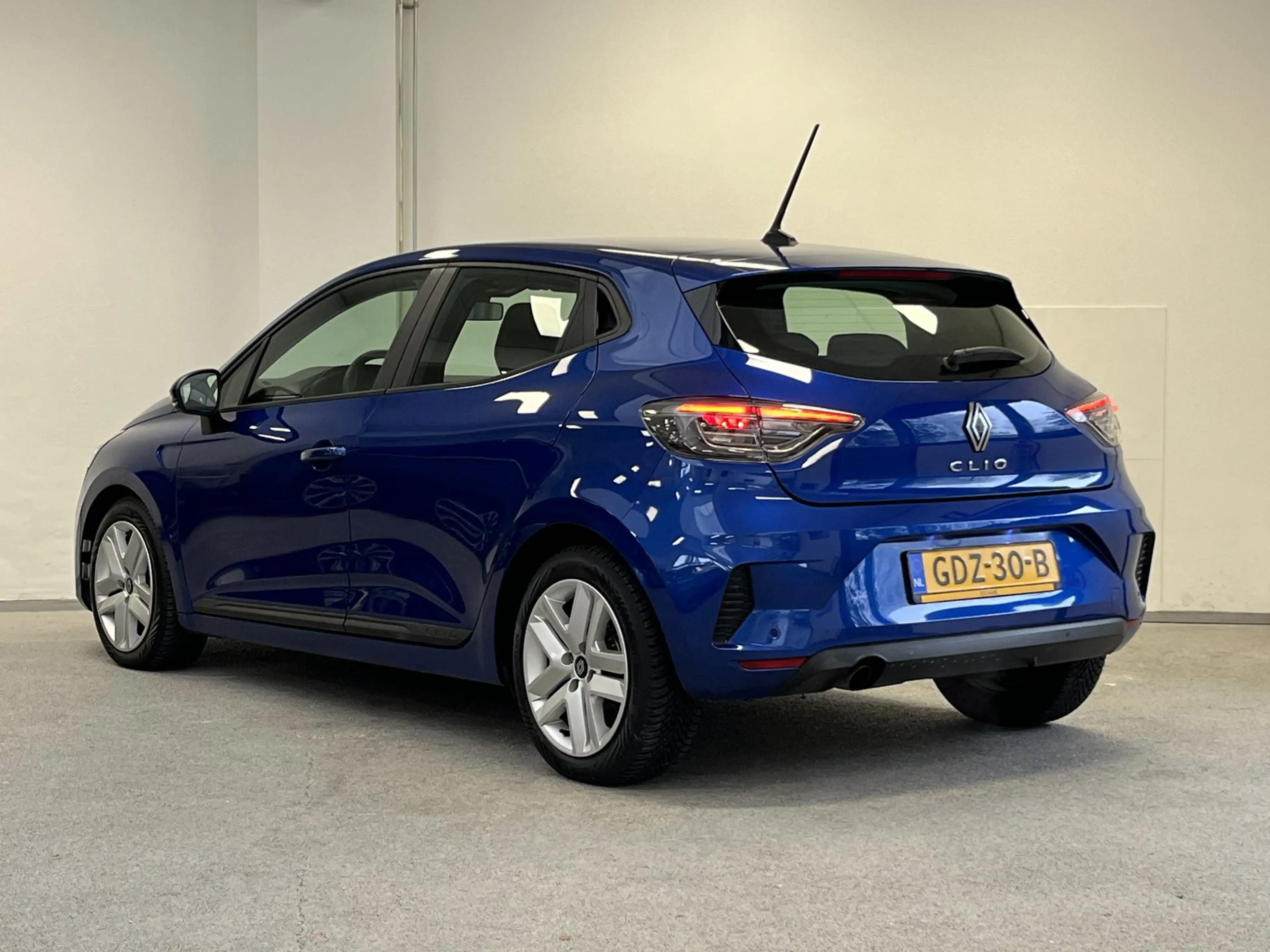 Renault Clio 1.0 TCe 90 GPF evolution | All-SEASONS | CARPLAY | — photo 6