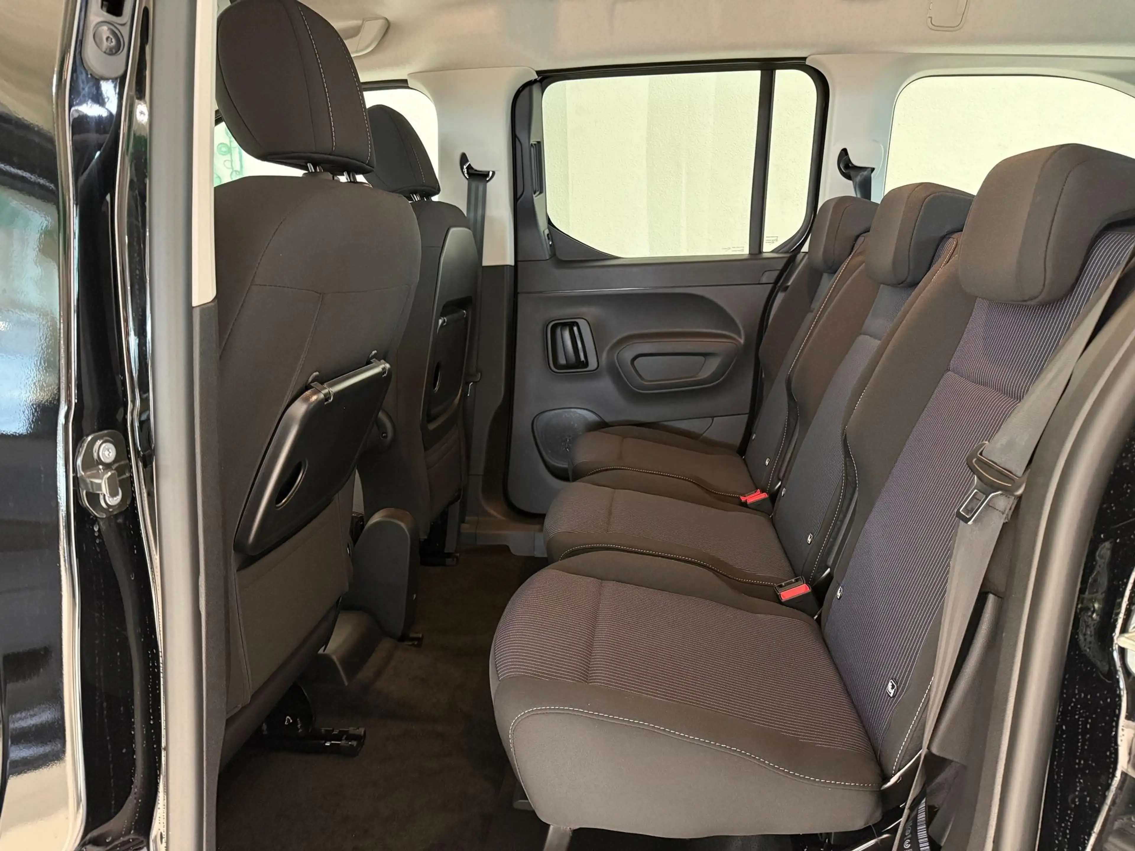 Fiat Doblo L2 1.5 MTJ 100k 6MT 75 kW 7 Sitze (102 PS)  Tec... — photo 10