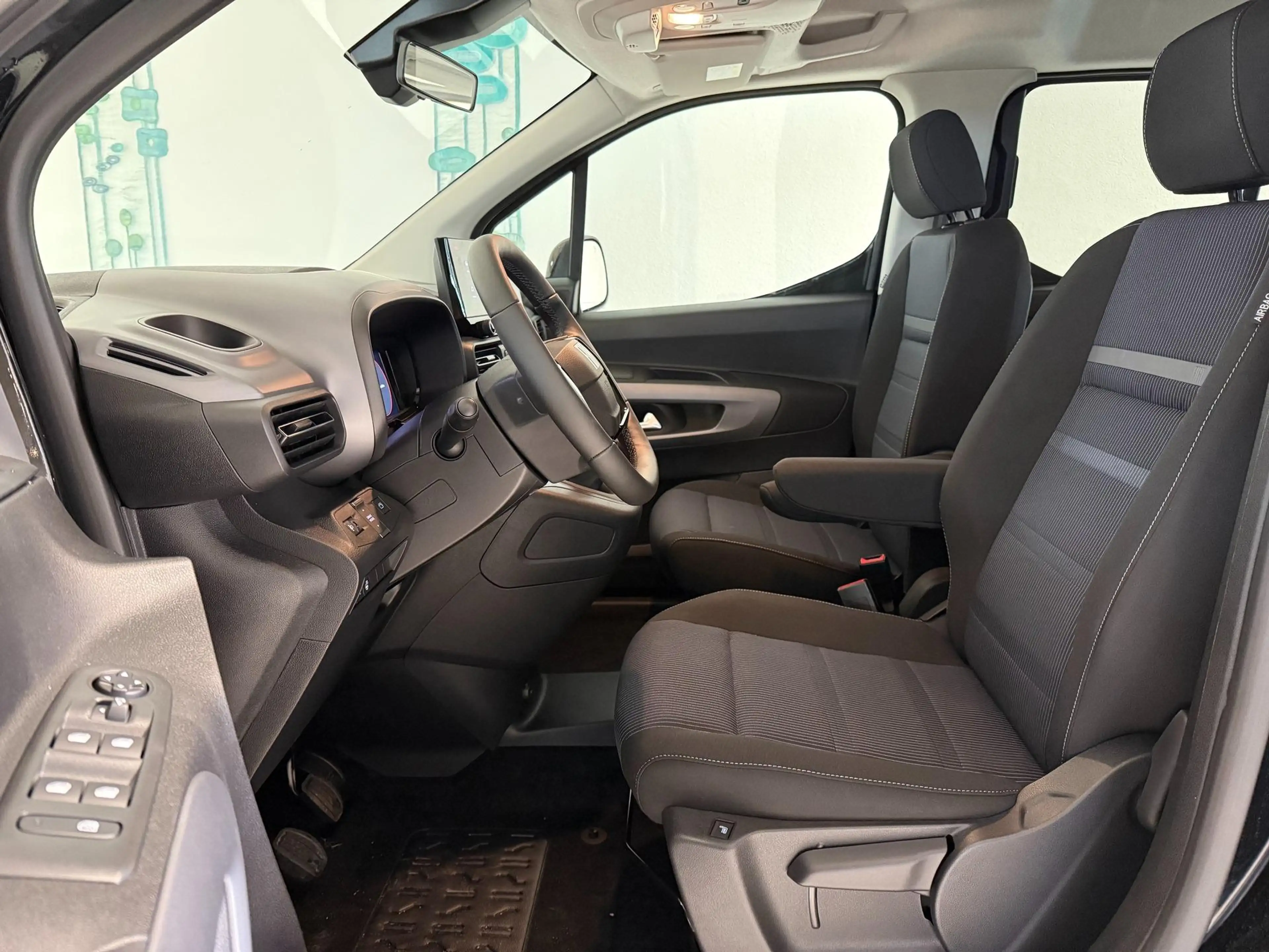 Fiat Doblo L2 1.5 MTJ 100k 6MT 75 kW 7 Sitze (102 PS)  Tec... — photo 7