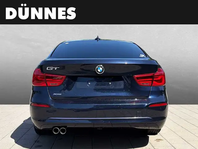 BMW 3 Series view 7