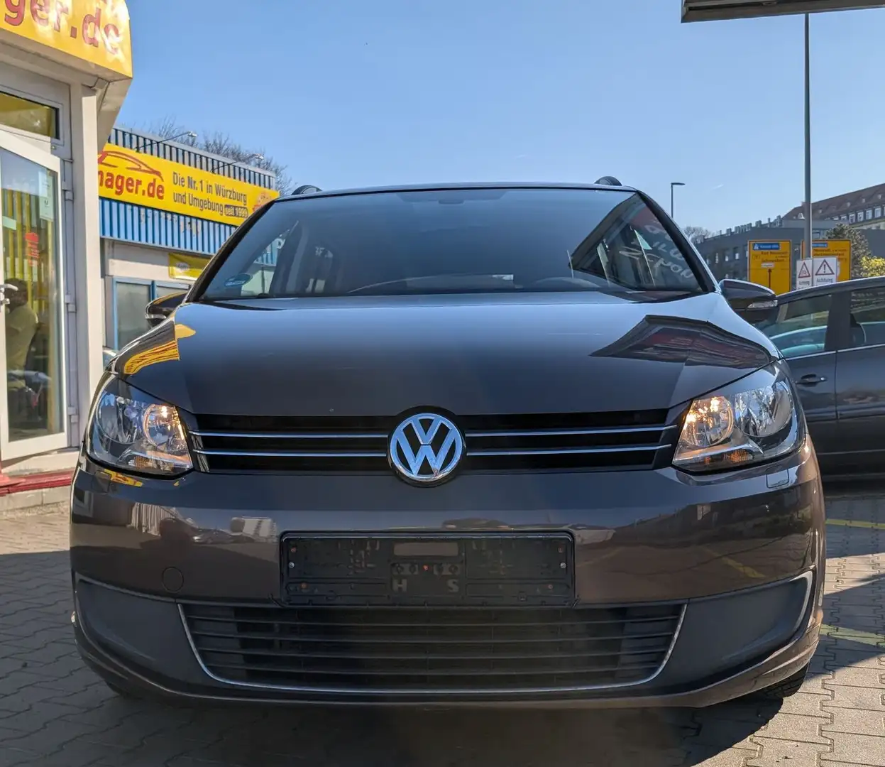 Volkswagen Touran Comfort*7Si*2Hd*Temp*AHK*Shz*PDC*Tüv12.25 Braun - 2
