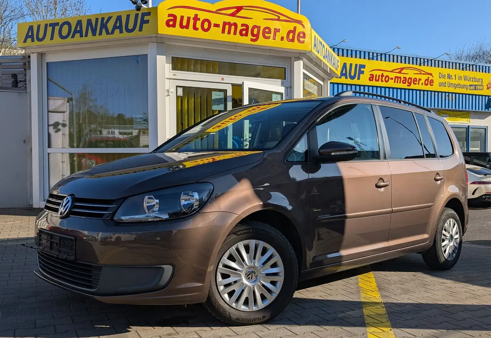 Volkswagen Touran Comfort*7Si*2Hd*Temp*AHK*Shz*PDC*Tüv12.25 Braun - 1