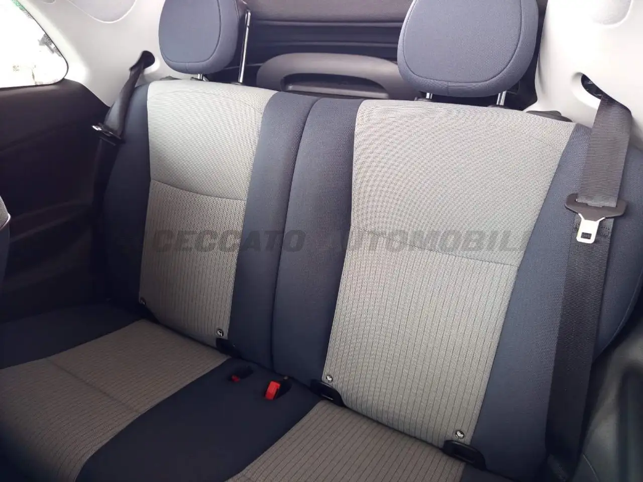 Fiat 500 500e Cabrio 42 kWh Icon + 13