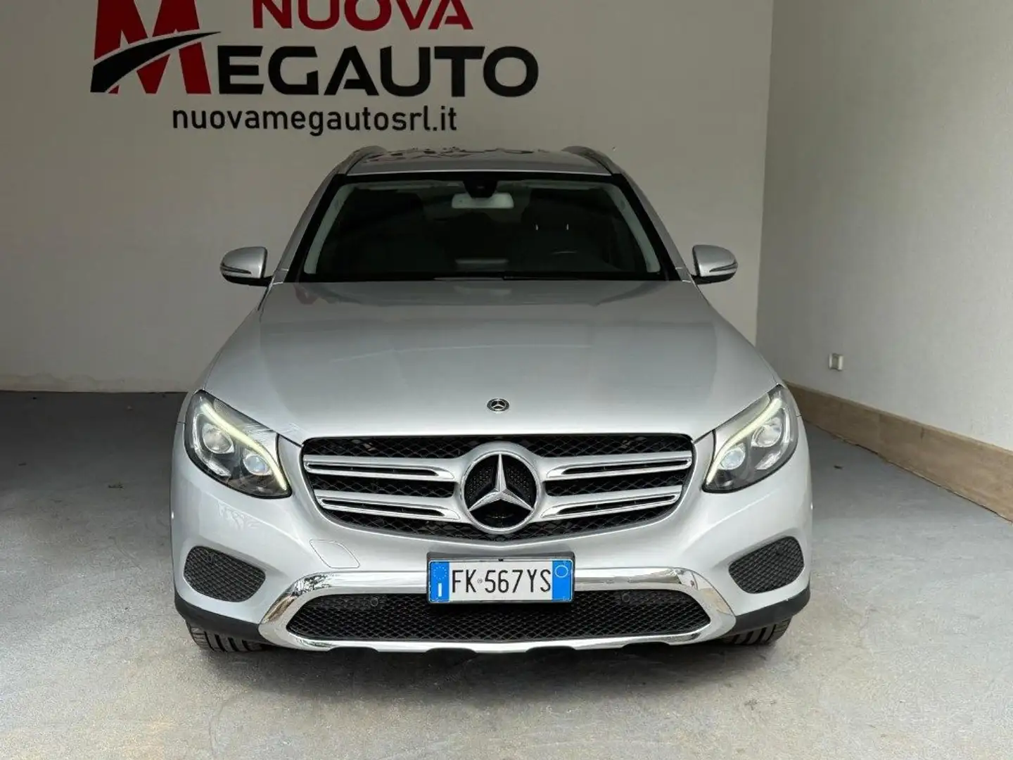Mercedes-Benz GLC 250 d 4Matic Executive Gris - 2