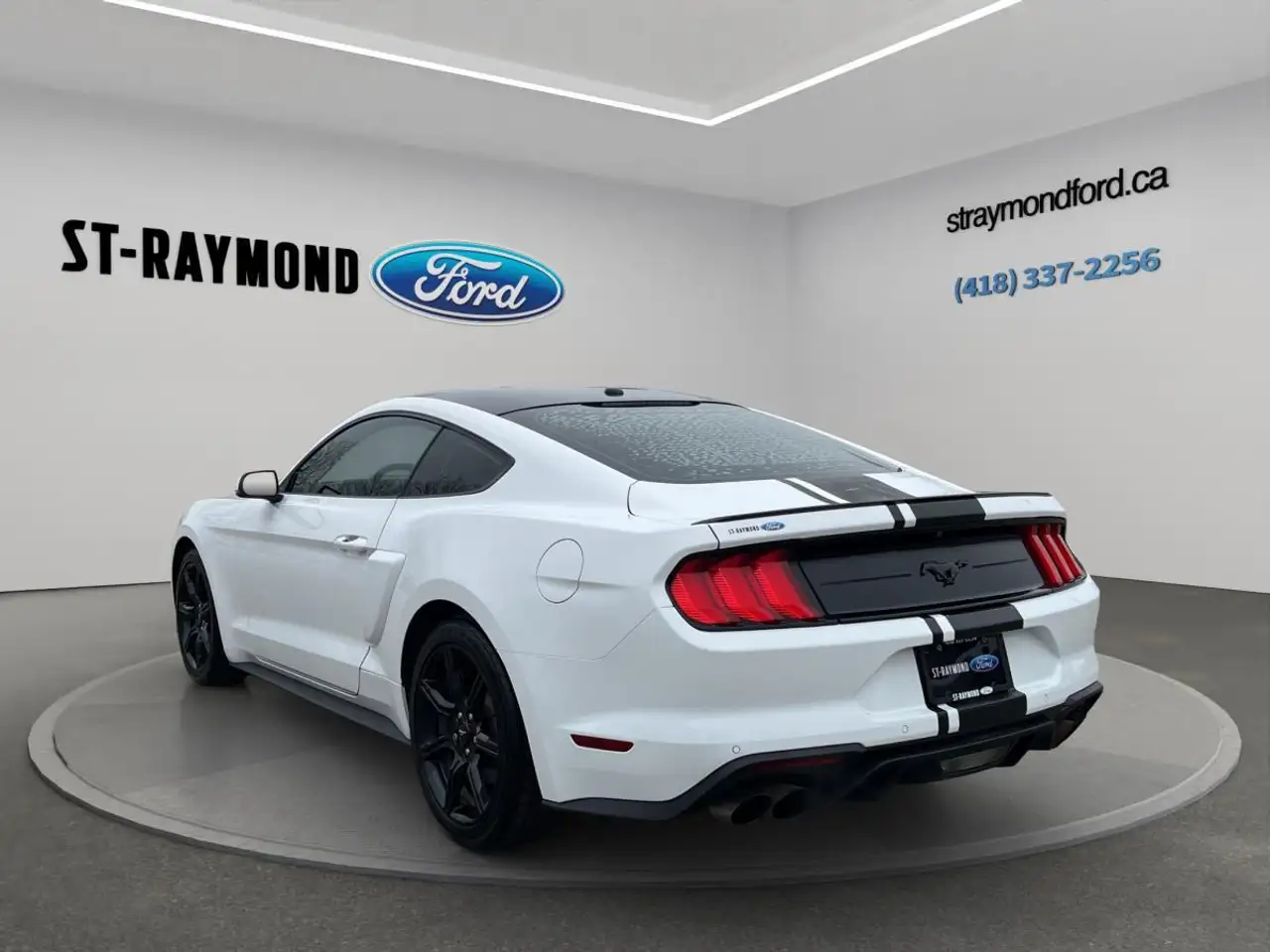 Ford Mustang снимка Ford Mustang
