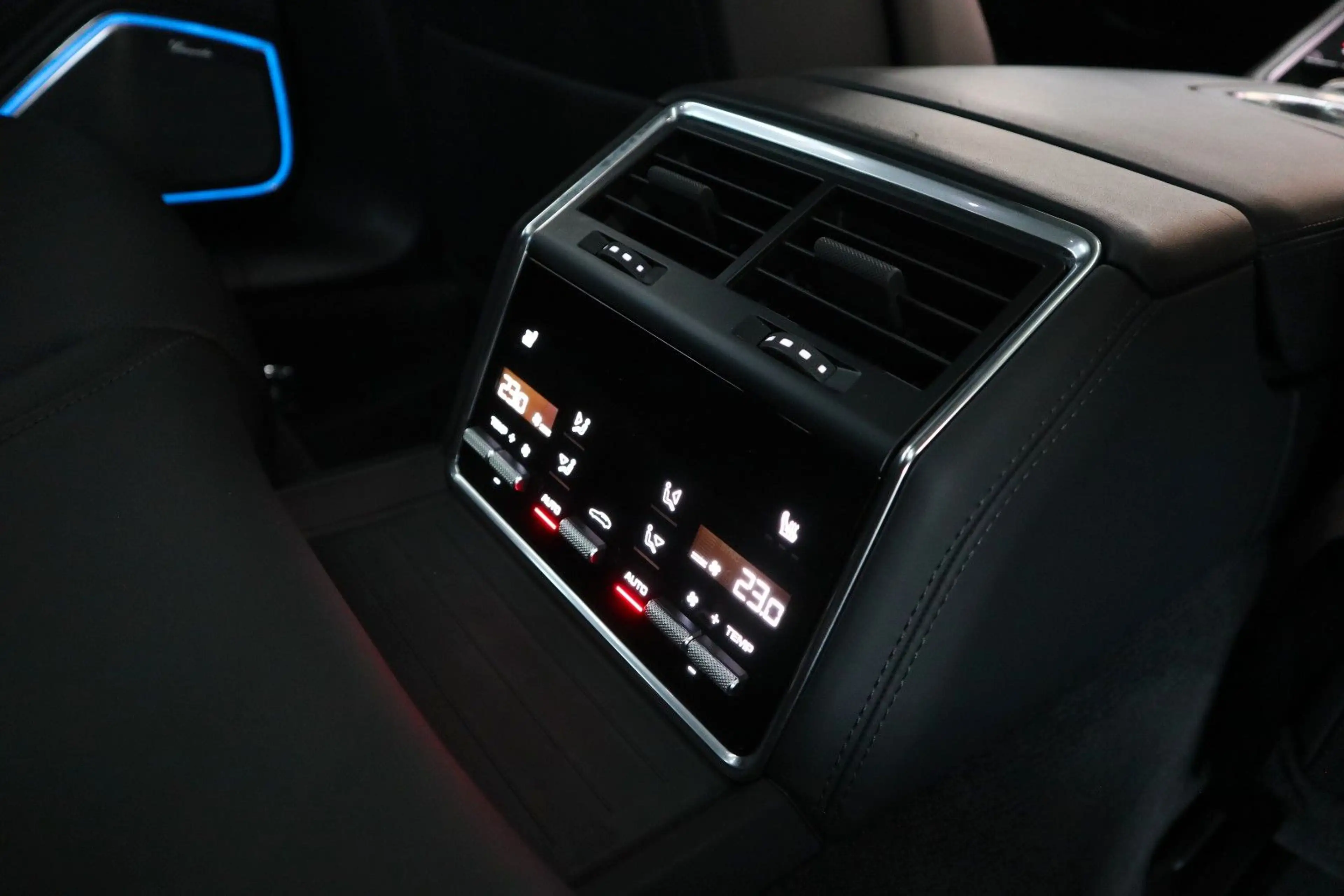 Porsche Panamera Sport Turismo TurboS*Approved 02/28 — photo 14