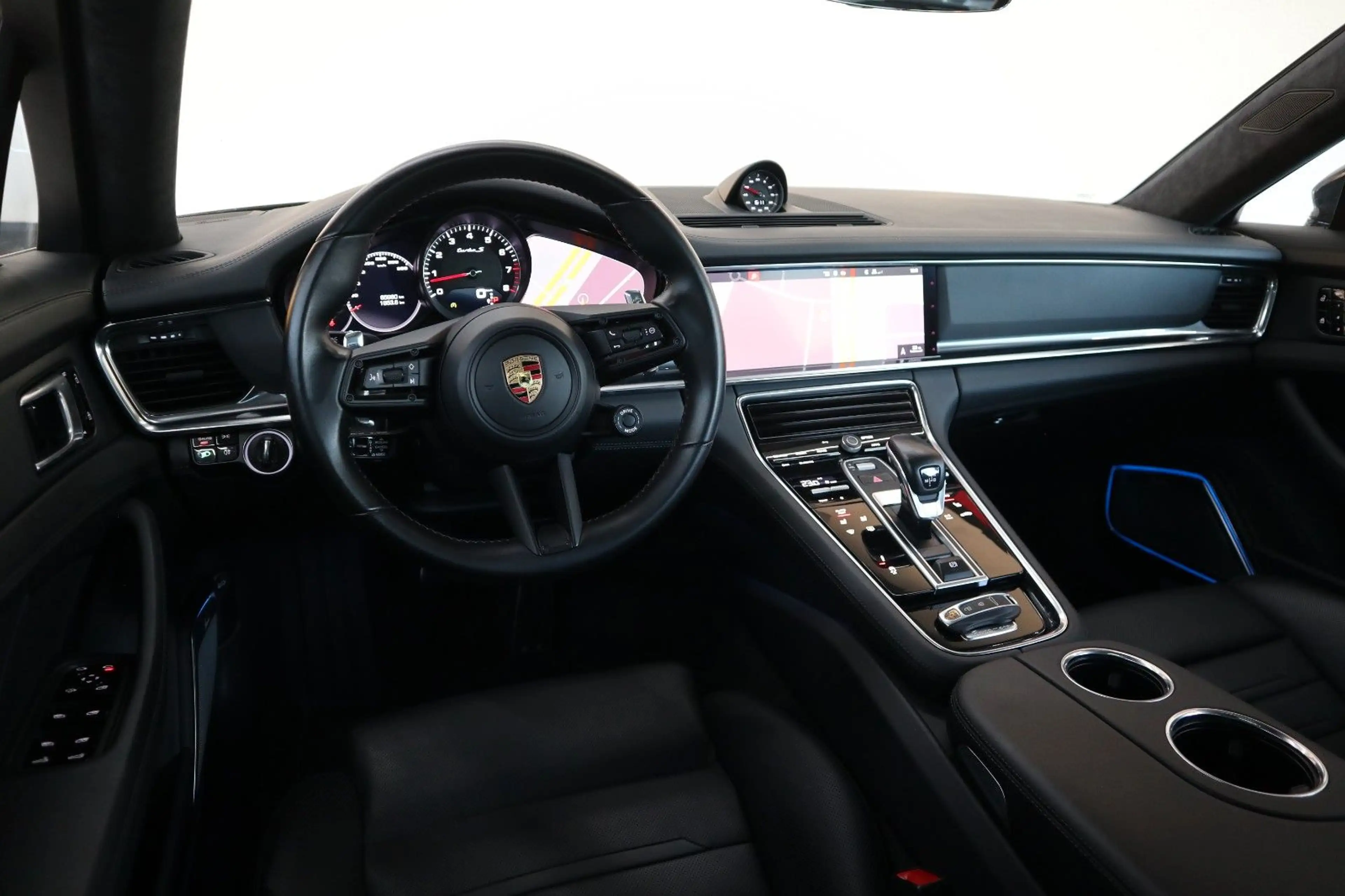 Porsche Panamera Sport Turismo TurboS*Approved 02/28 — photo 9