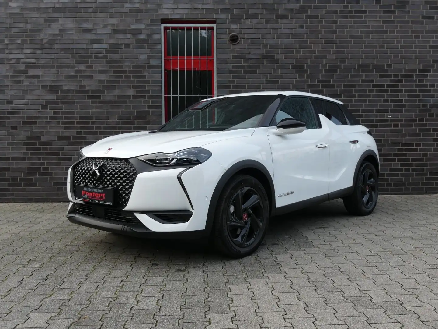 DS Automobiles DS 3 Crossback BL130 Perf.+ Weiß - 1