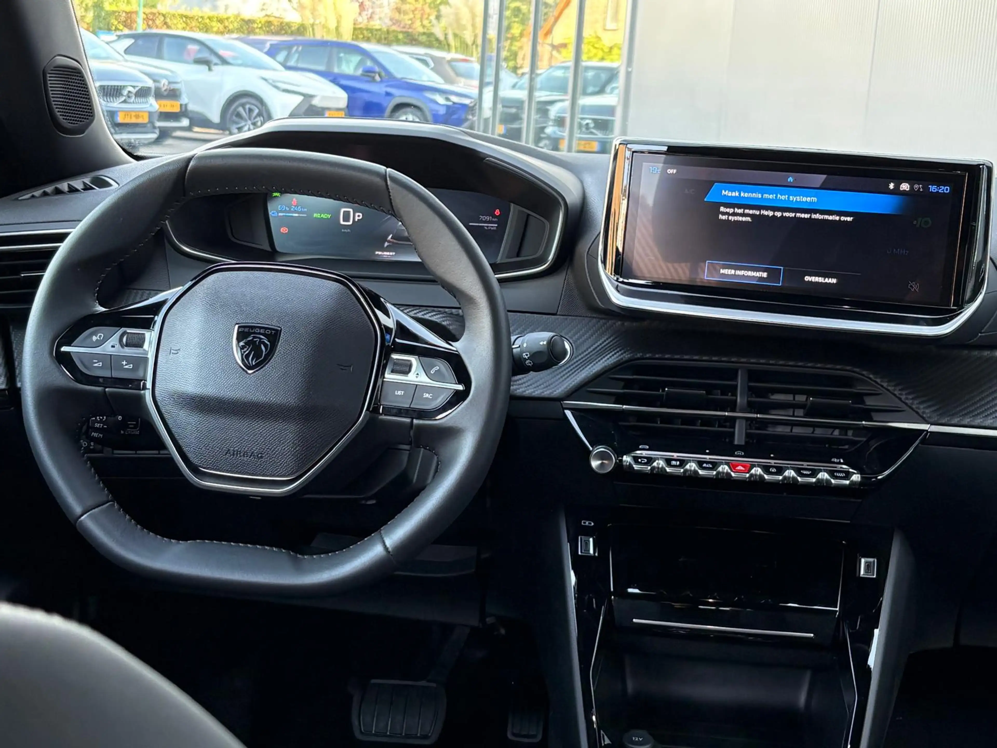 Peugeot e-2008 EV Allure 54 kWh Parkeerhulp/Carplay-Android-auto/ — photo 14