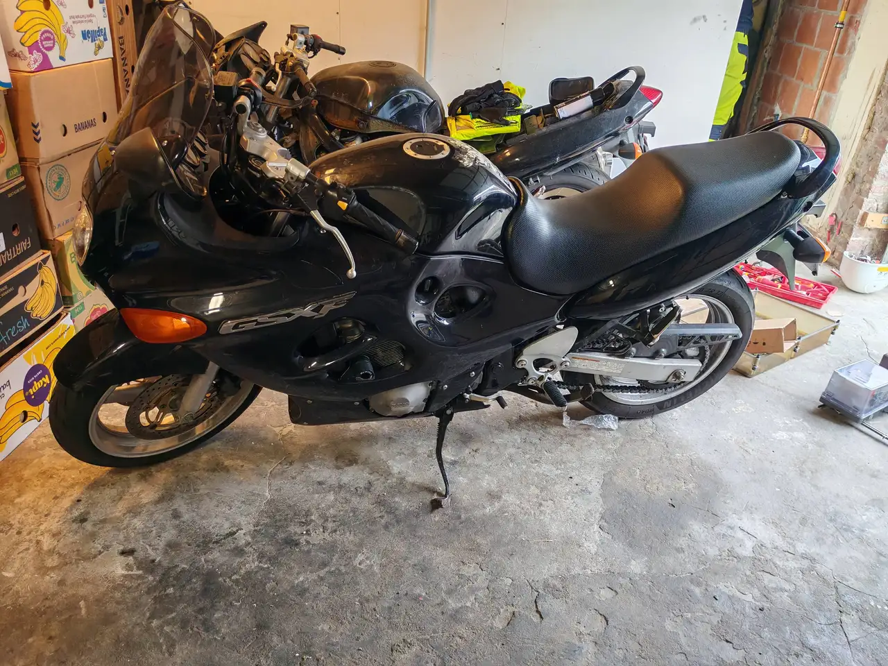Suzuki GSX 750