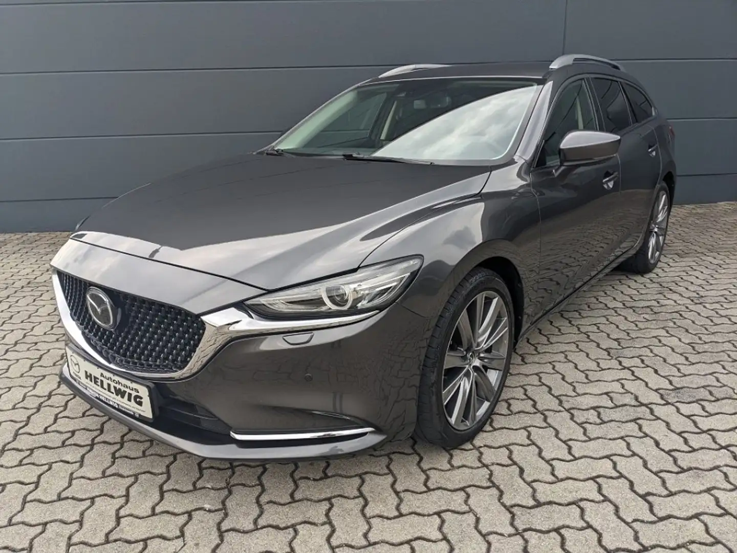 Mazda 6 Kombi 2.0l Sports-Line AHK Bose Matrix-LED Grau - 2