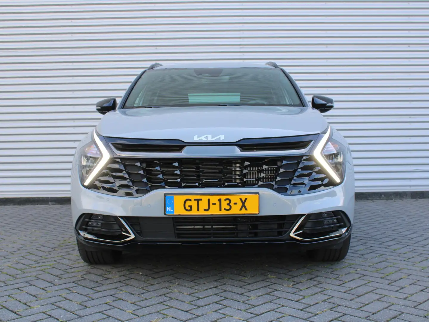 Kia Sportage 1.6 T-GDi Hybrid Dark Edition | Stuur-/stoelverwar Grijs - 2