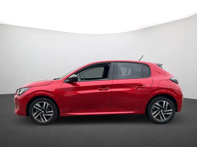Peugeot 208 view 5