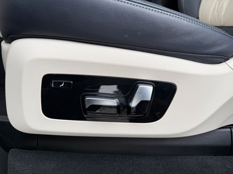 BMW X7 xDriv30d M Sport/360°/Leder/Sky Pano/HUP/Lase — photo 21