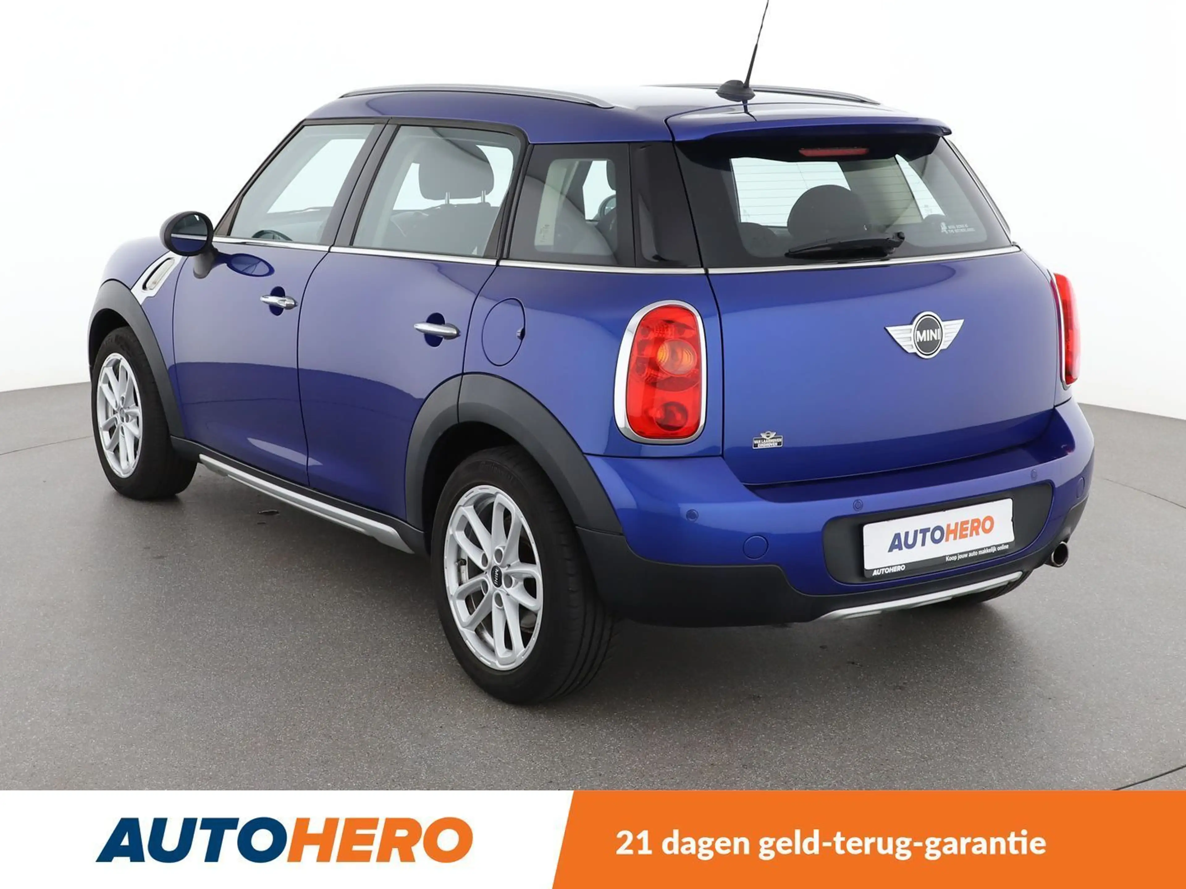 MINI One Countryman One — photo 4