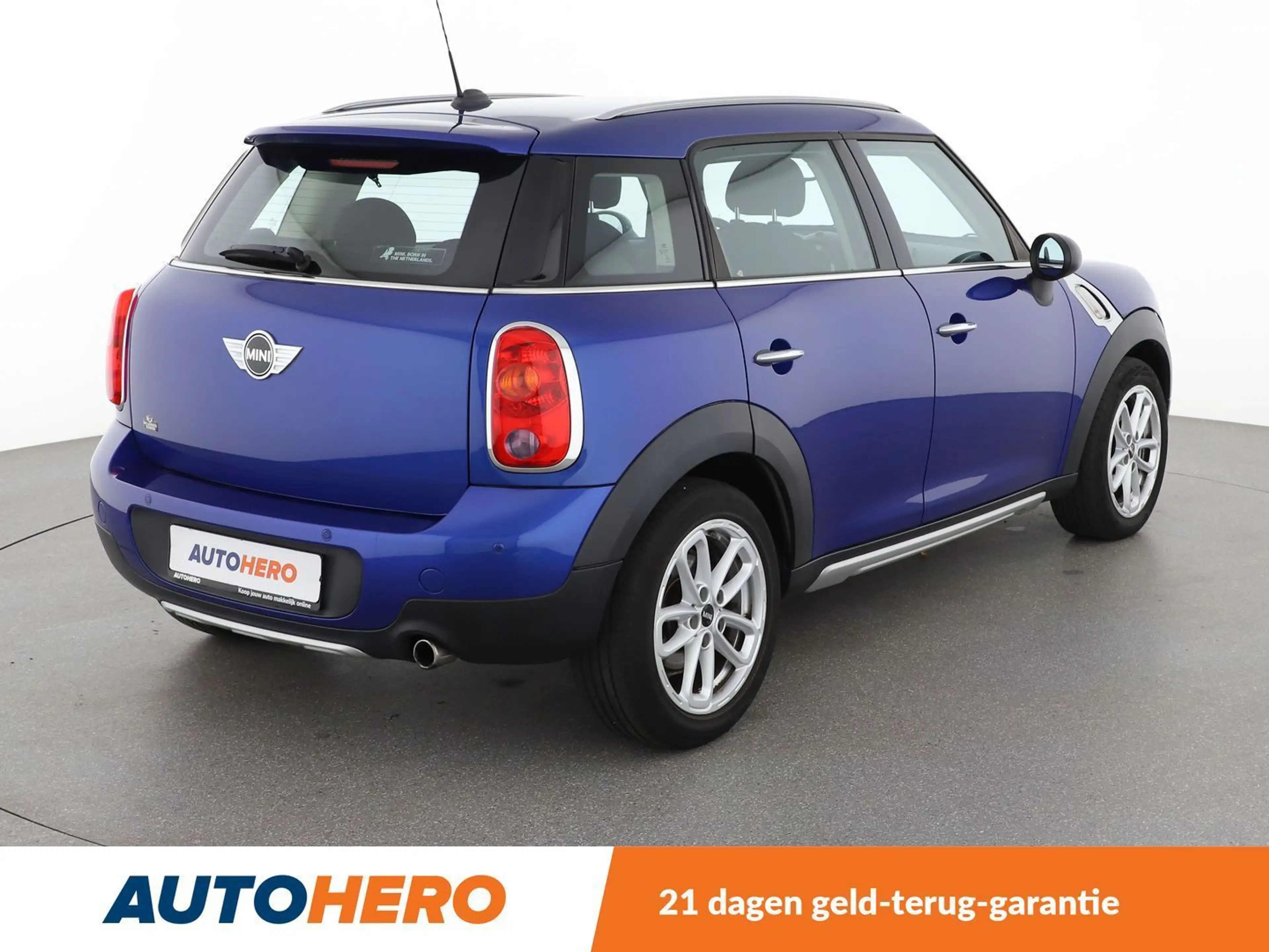 MINI One Countryman One — photo 6