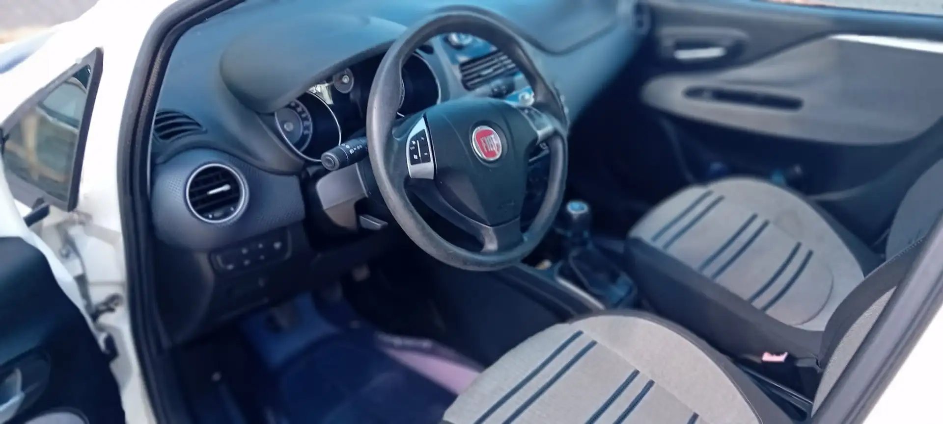 Fiat Punto Evo 5p 1.4 Dynamic 77cv - 2