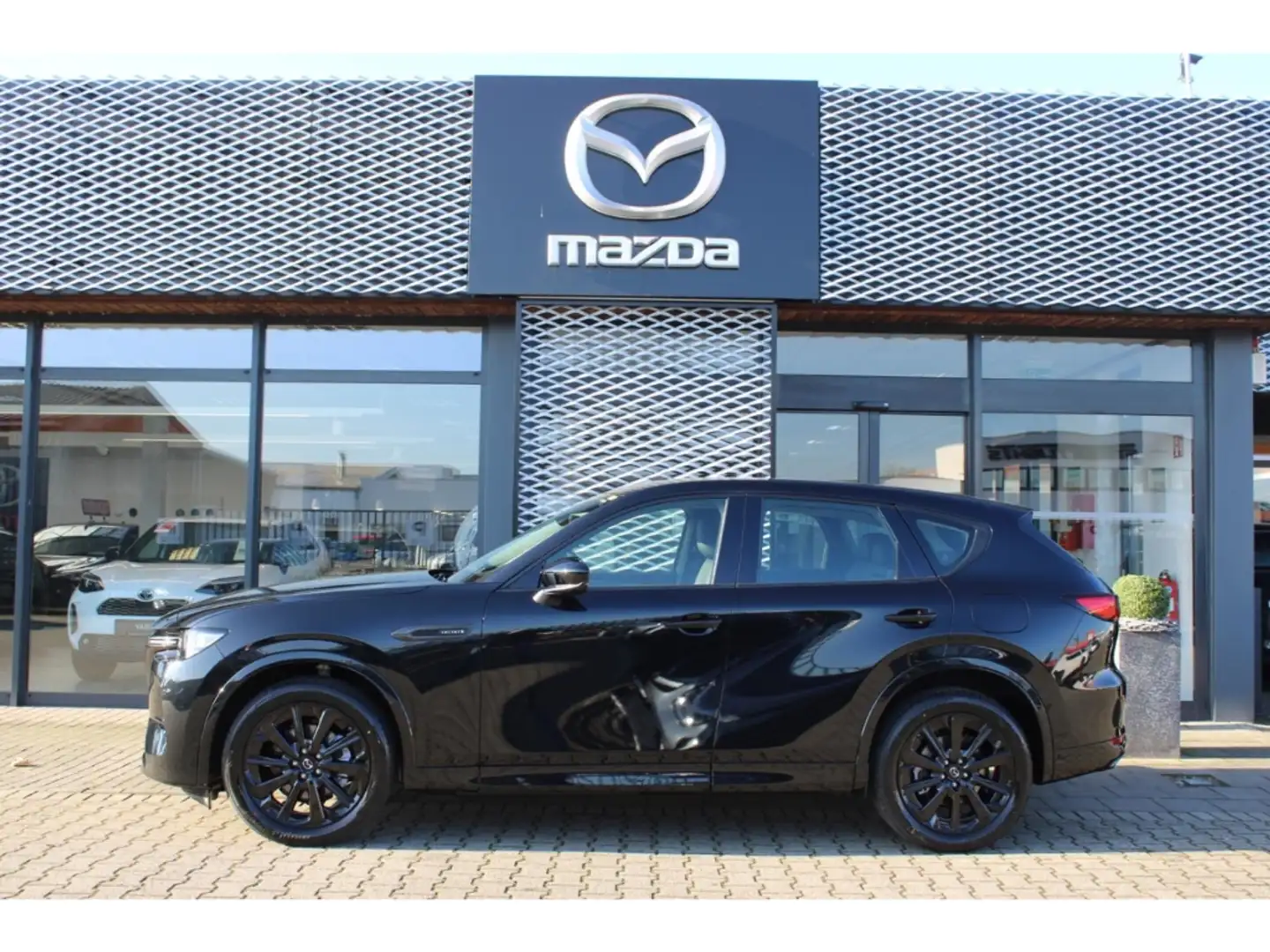 Mazda CX-60 e-Skyactiv PLUG-IN HOMURA+DRI-P+COM-P !! Schwarz - 2