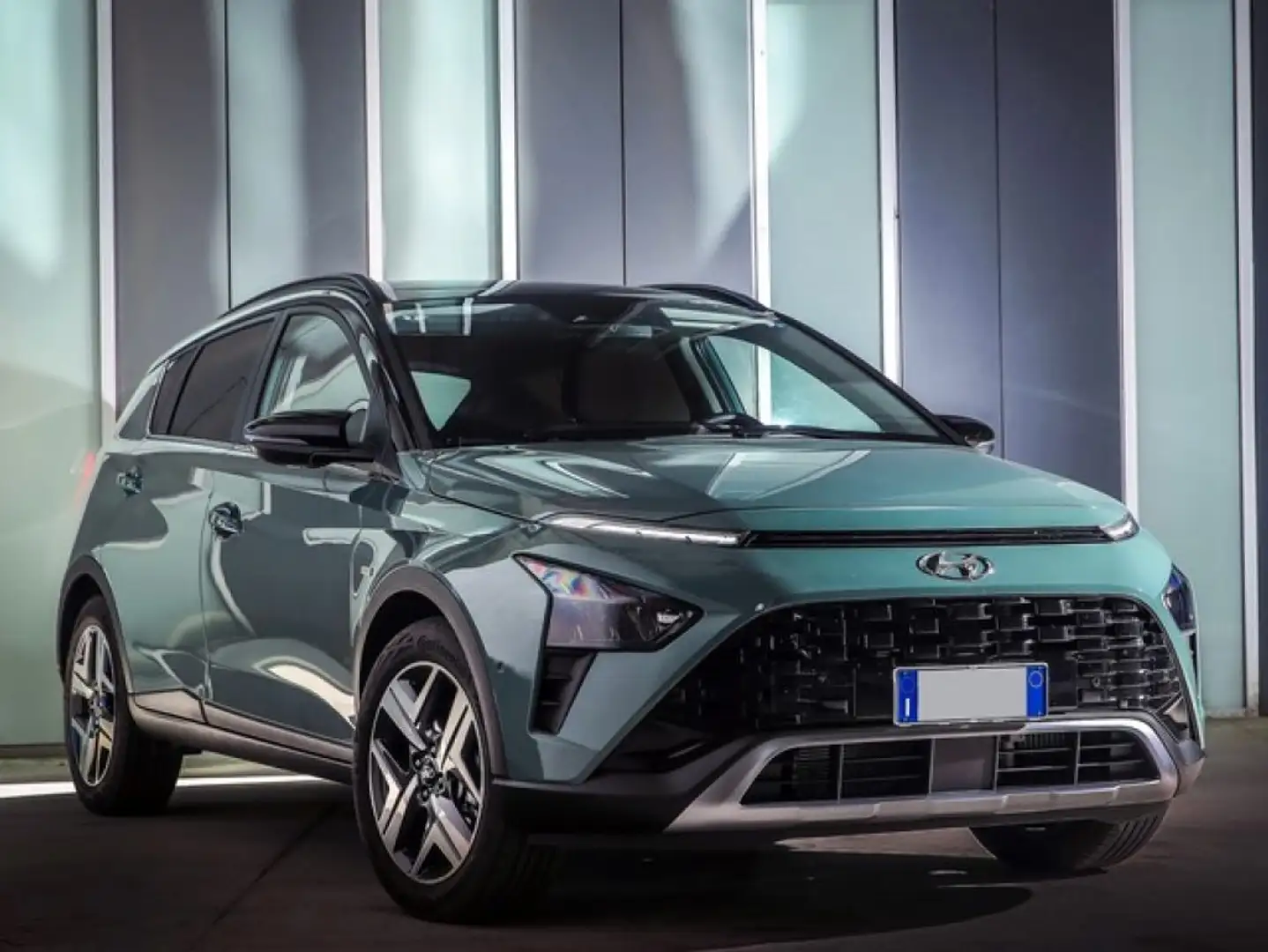 Hyundai BAYON 1.0 T-GDI Hybrid 48V iMT XLine Bianco - 1