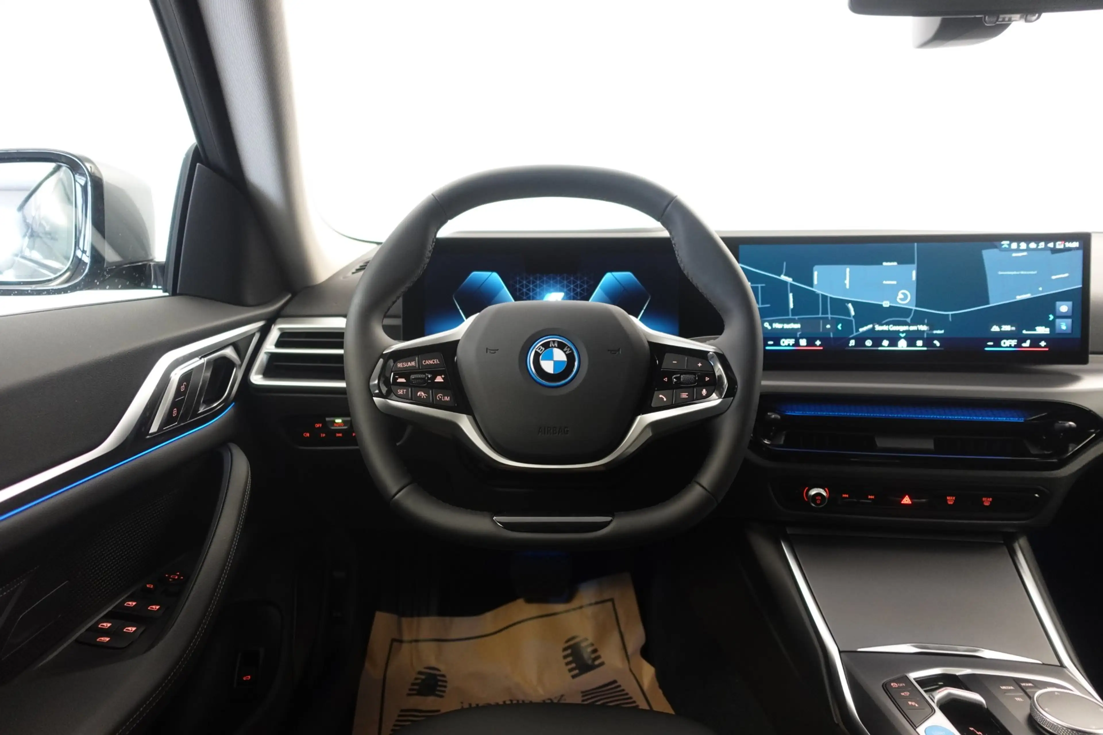BMW i4 eDrive35 Gran Coupe G26 — photo 10