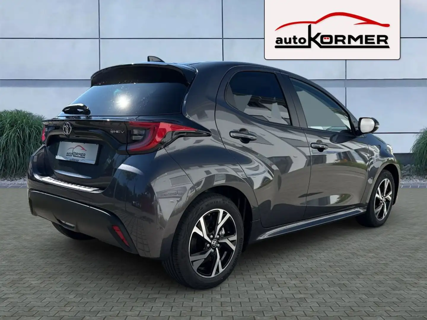 Toyota Yaris Hybrid 116 Team D Comfort-Pak.,CarPlay,ACC,Kamera Gris - 2