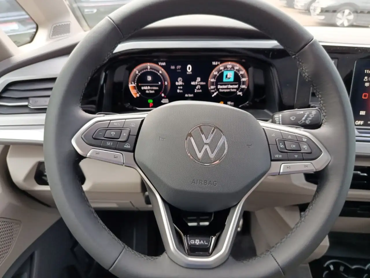 Volkswagen T7 Multivan Goal 2.0 TDI+Anhängerkupplung+ Sitzheizung Klimaau 13