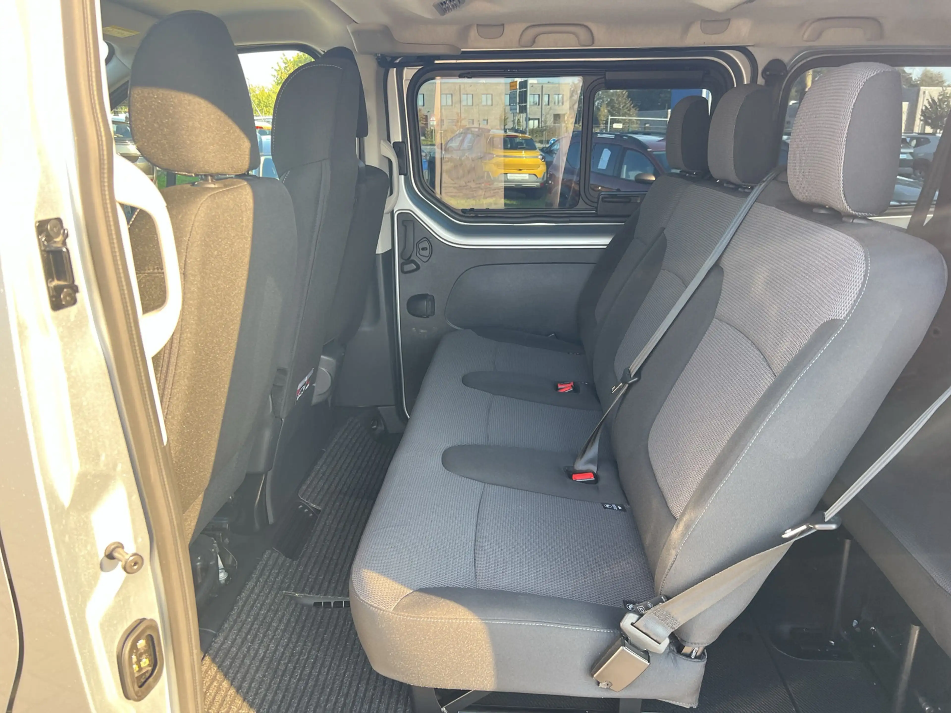 Renault Trafic Grand Combi dCi 170 EDC L2H1 +AHK +Navi +2xS-Tür + — photo 10