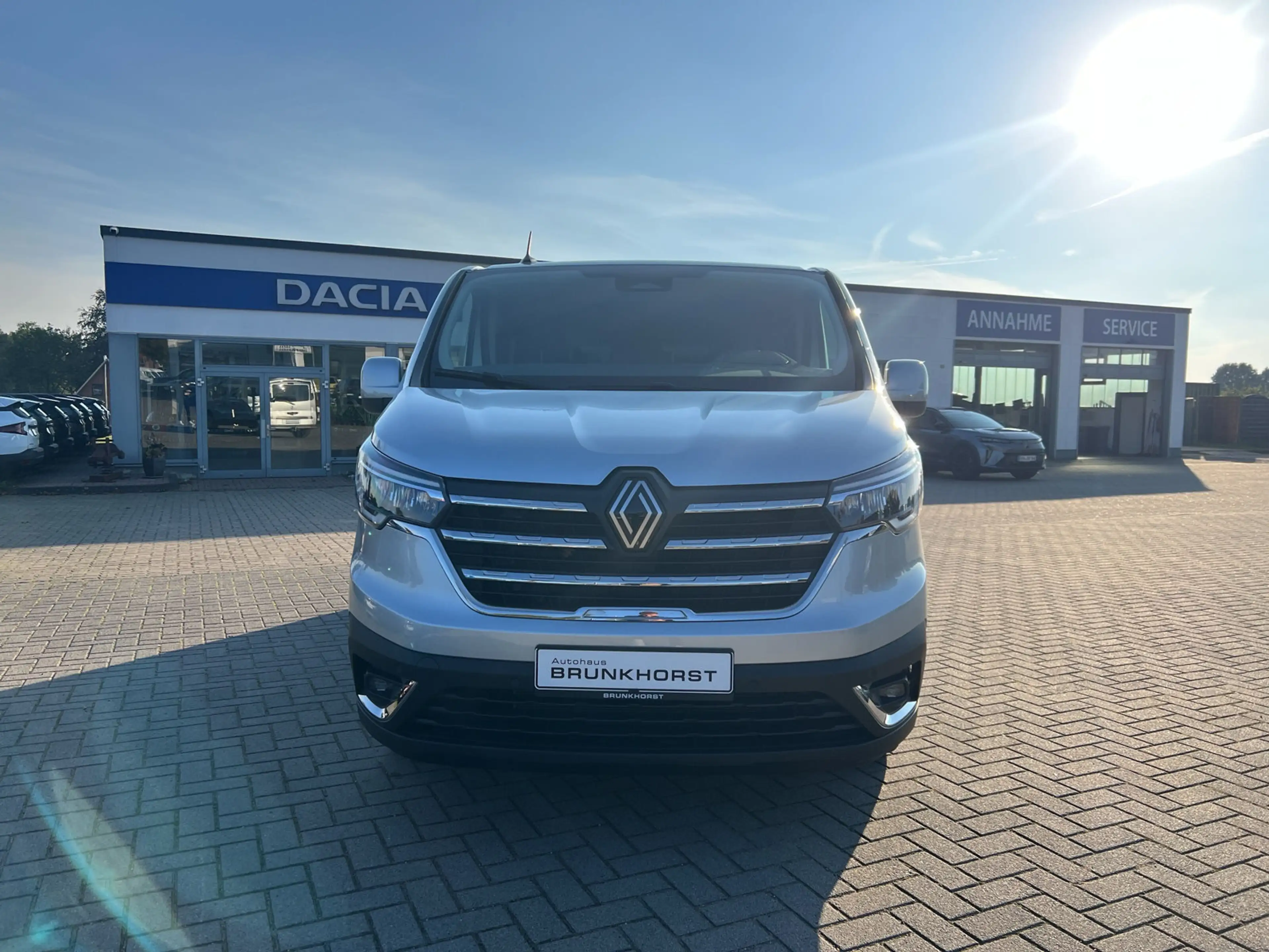 Renault Trafic Grand Combi dCi 170 EDC L2H1 +AHK +Navi +2xS-Tür + — photo 3