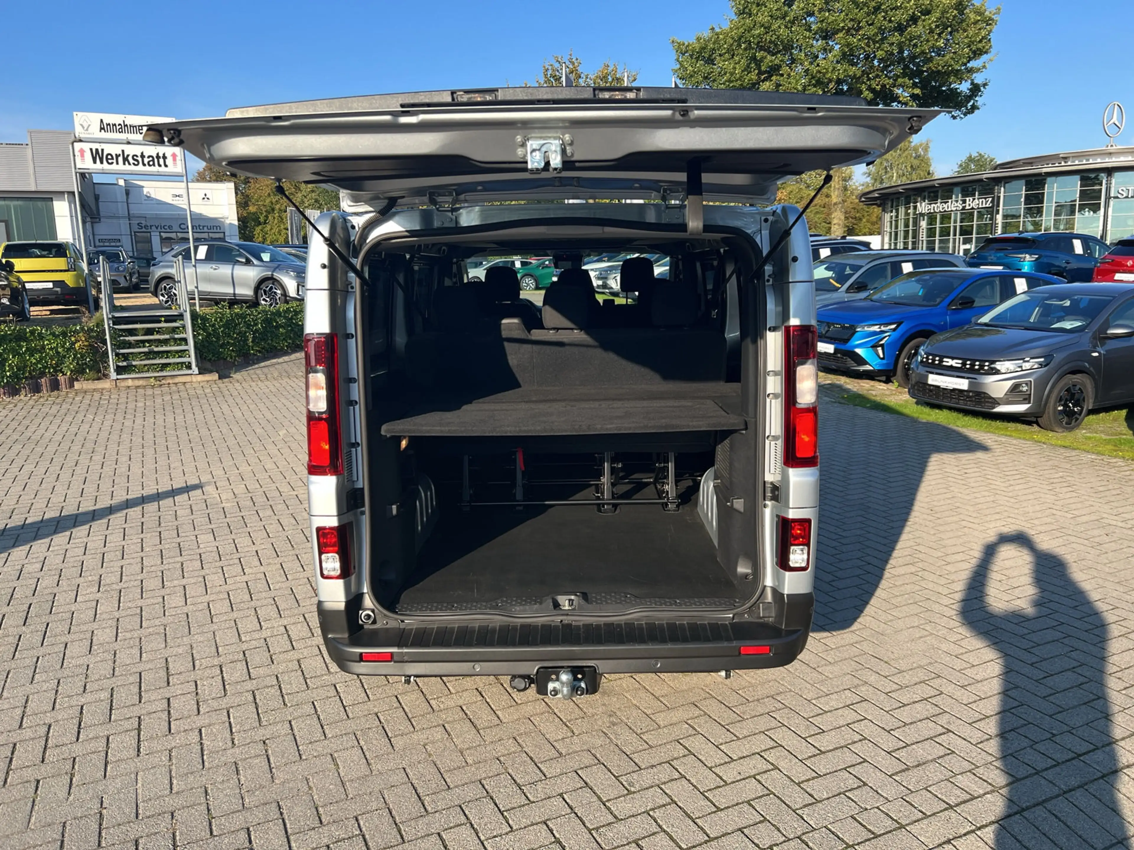 Renault Trafic Grand Combi dCi 170 EDC L2H1 +AHK +Navi +2xS-Tür + — photo 15