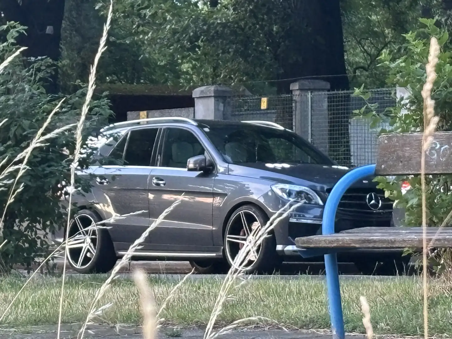 Mercedes-Benz ML 63 AMG Aut. Tausche gegen Gleichwertige Fahrzeuge - 1