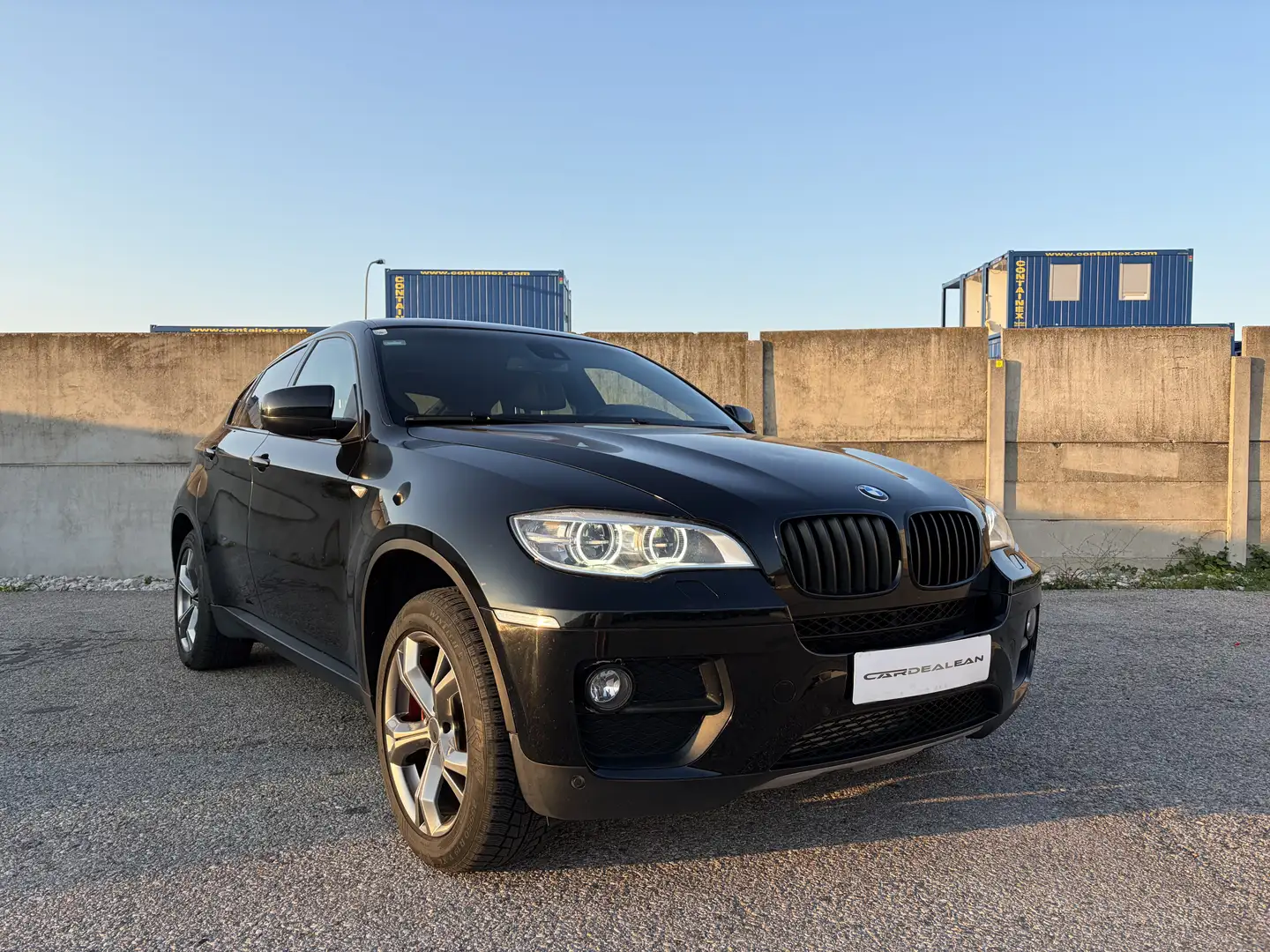 BMW X6 xDrive40d Österreich-Paket Aut. Schwarz - 1