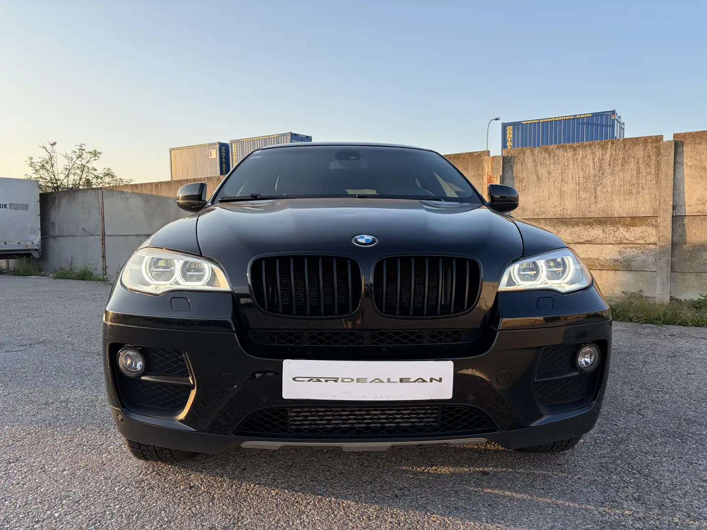 BMW X6 xDrive40d Österreich-Paket Aut. Schwarz - 2