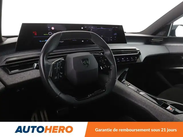 Peugeot 5008 view 11