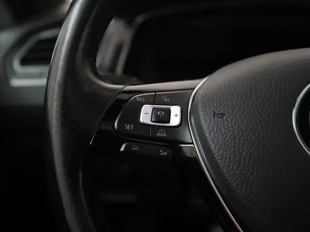 Volkswagen Tiguan view 9