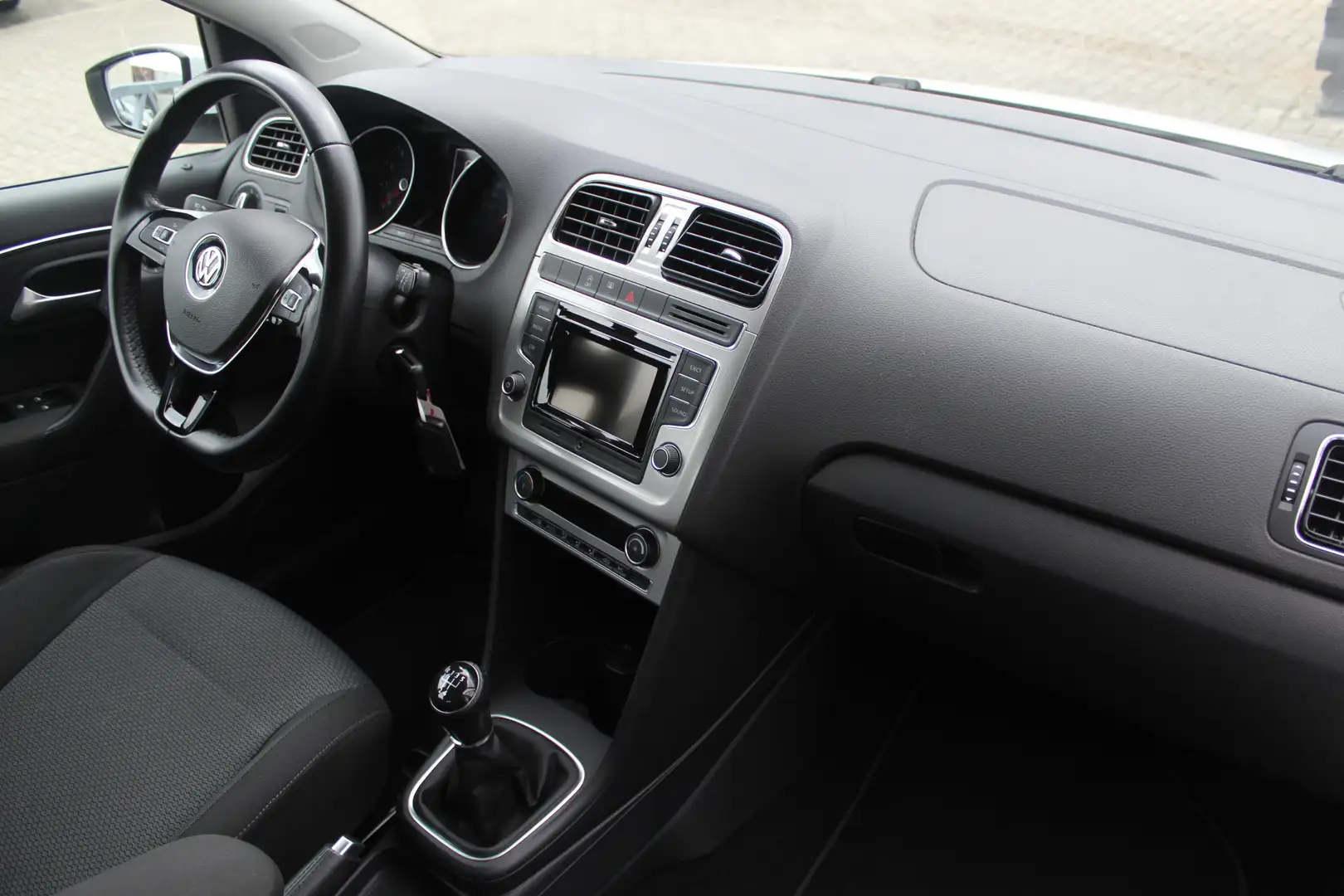 Volkswagen Polo 1.2 TSI Comfortline Climate control/Licht metalen Wit - 2