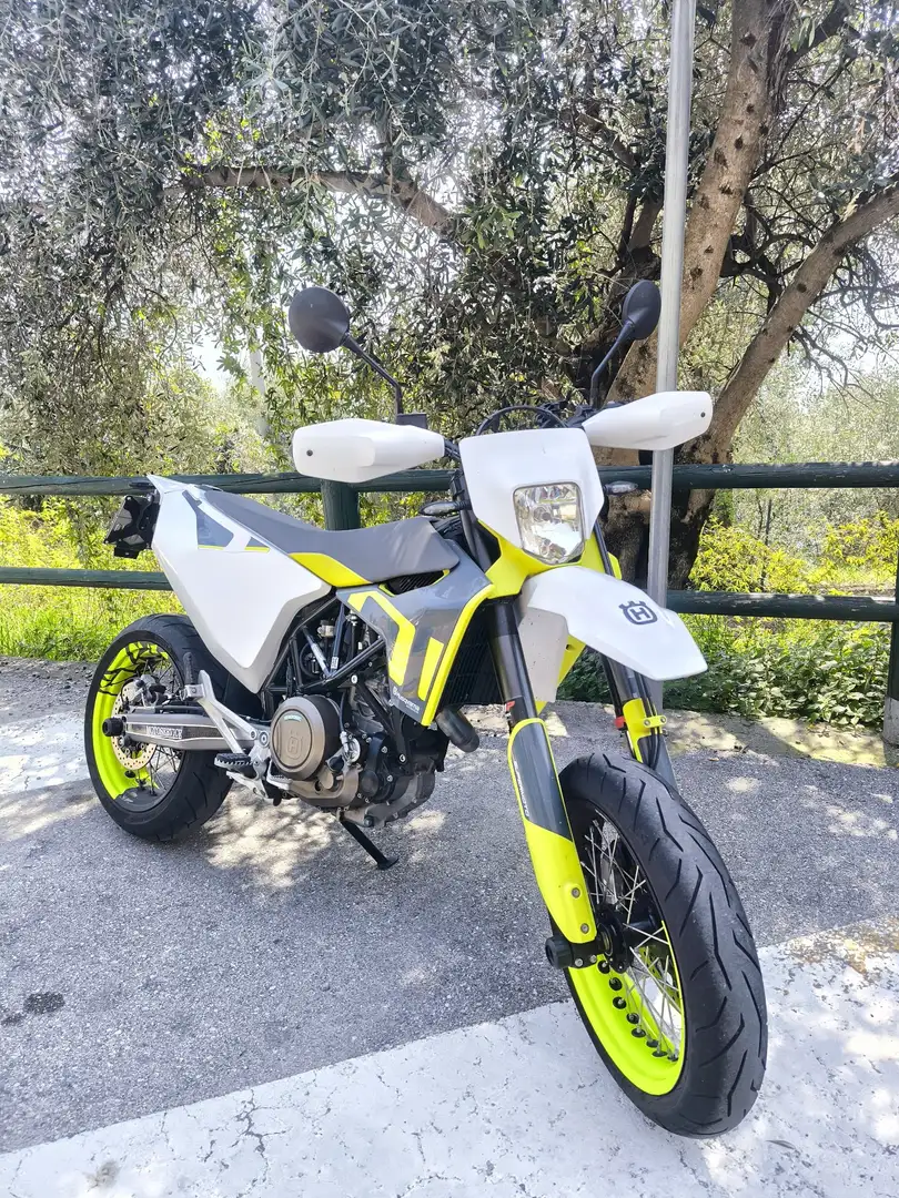 Husqvarna 701 Supermoto Alb - 1